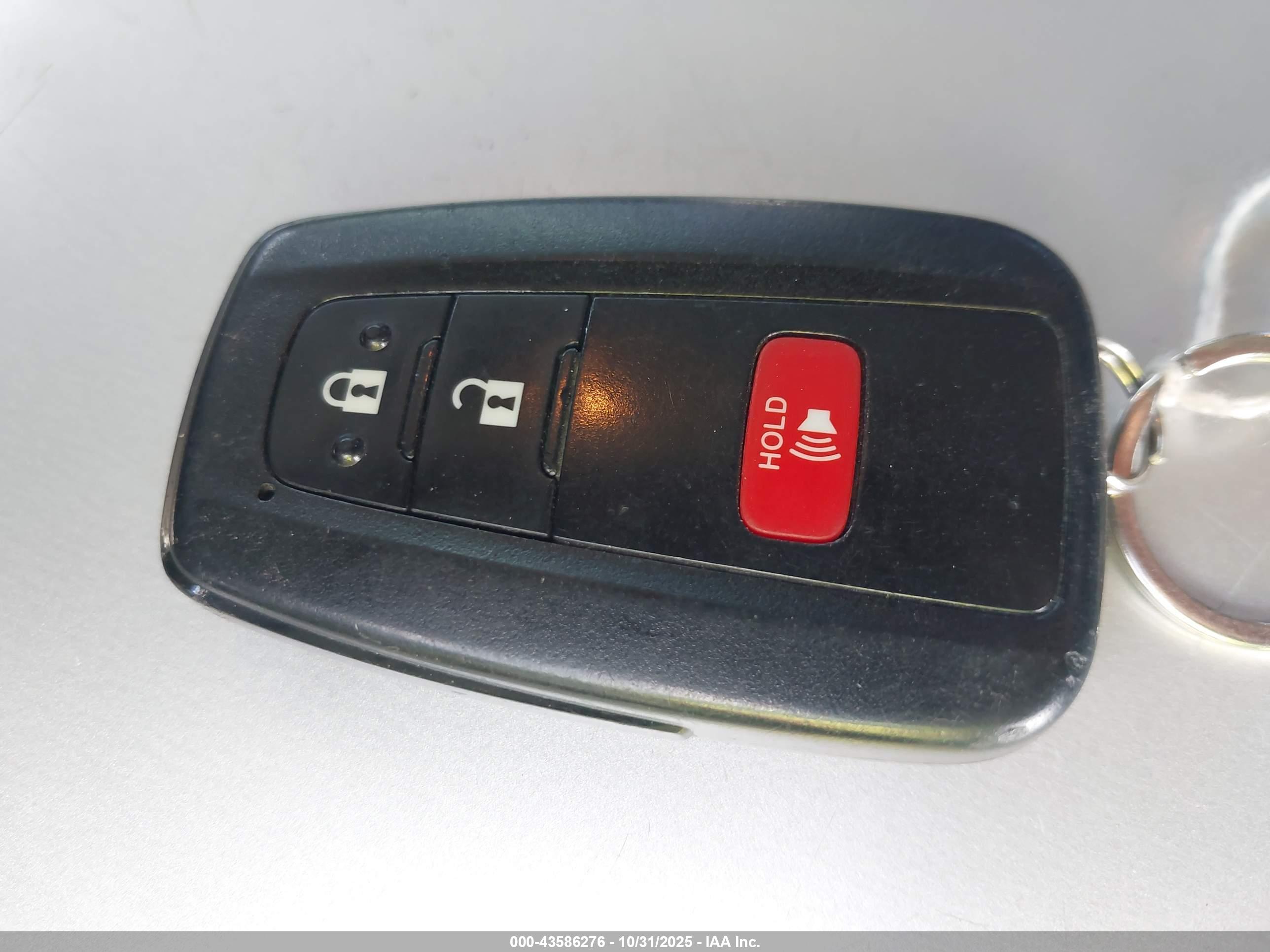 TOYOTA 4RUNNER image 11