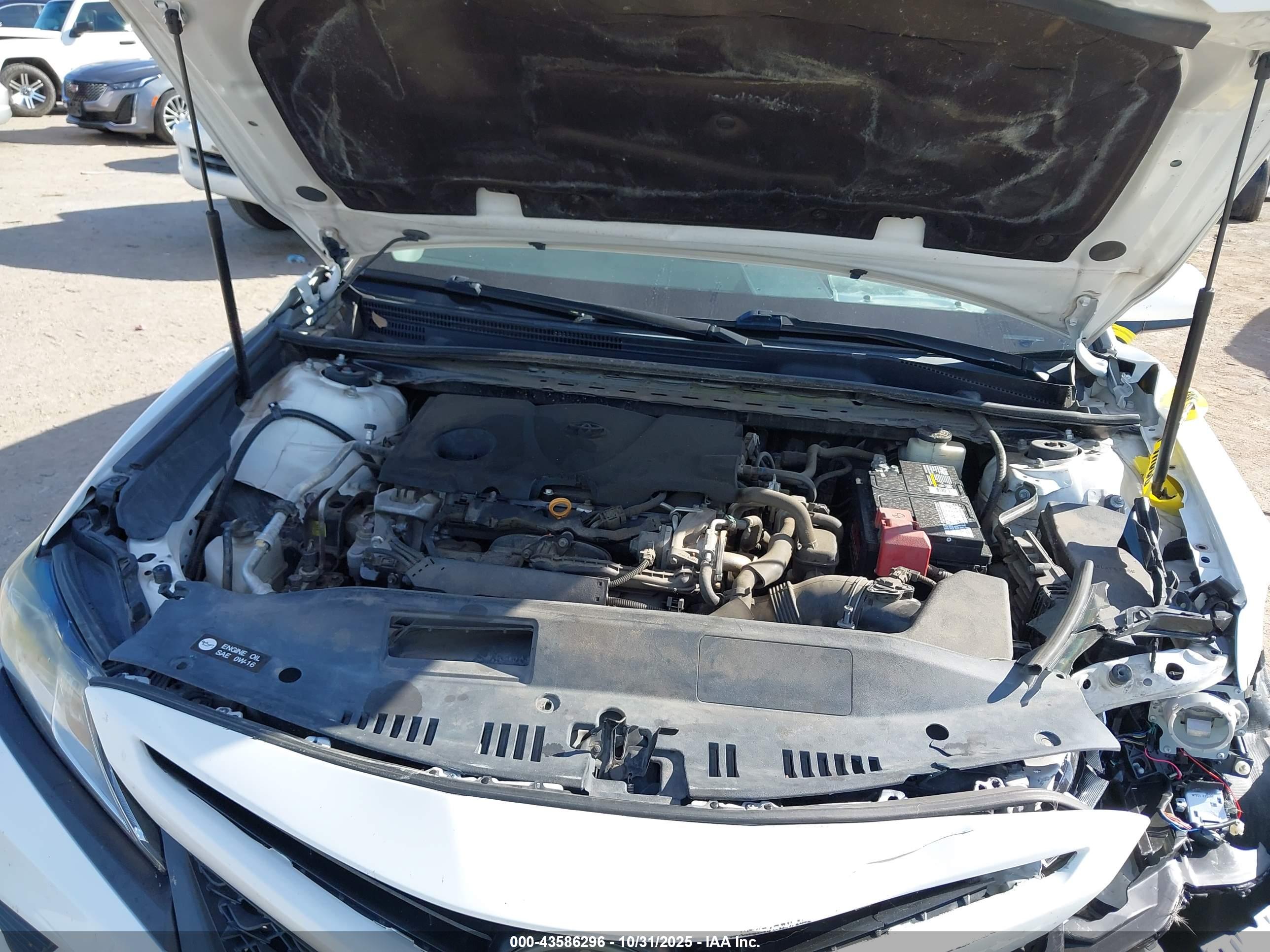 TOYOTA CAMRY image 10