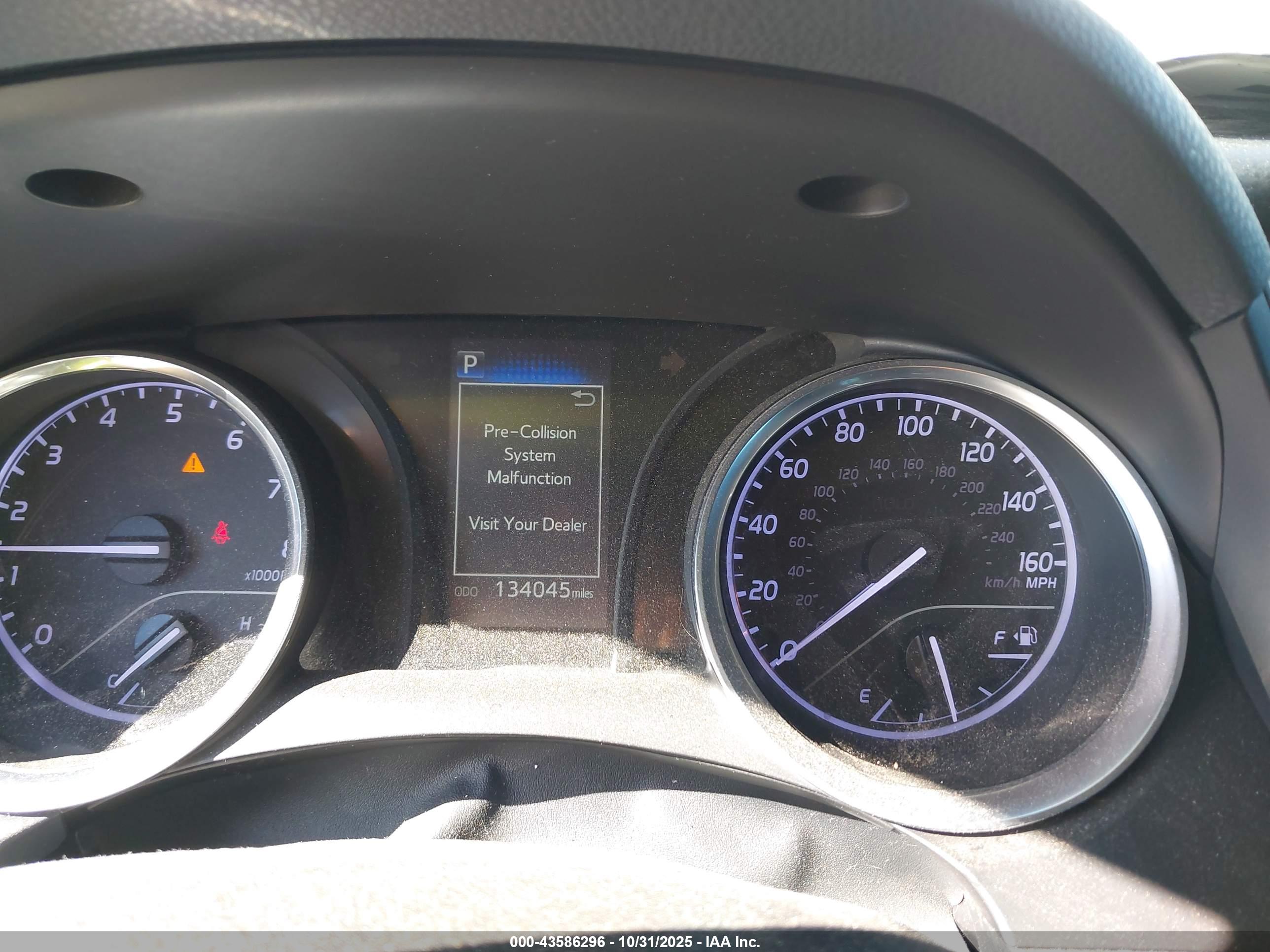 TOYOTA CAMRY image 7