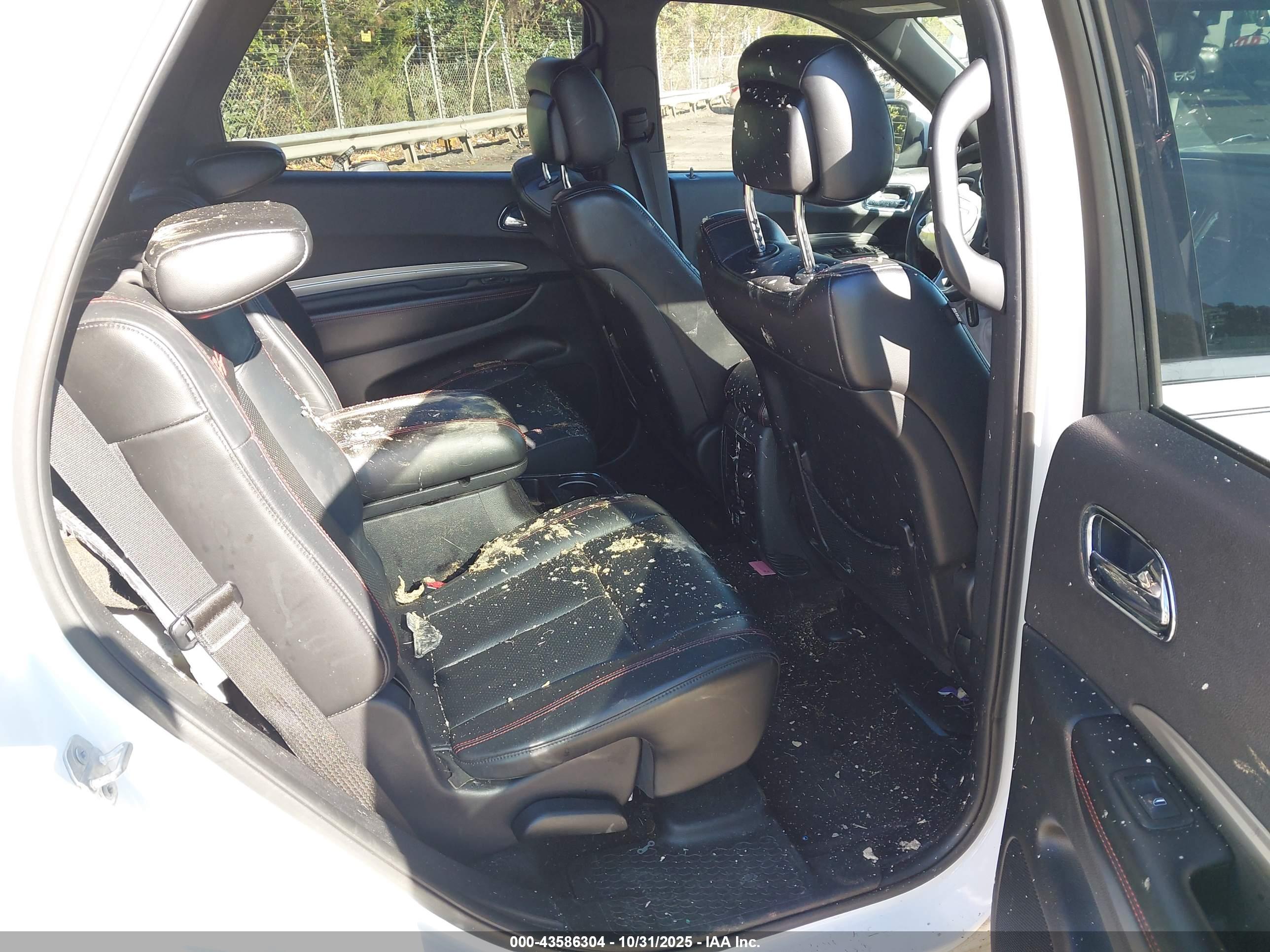 DODGE DURANGO image 8