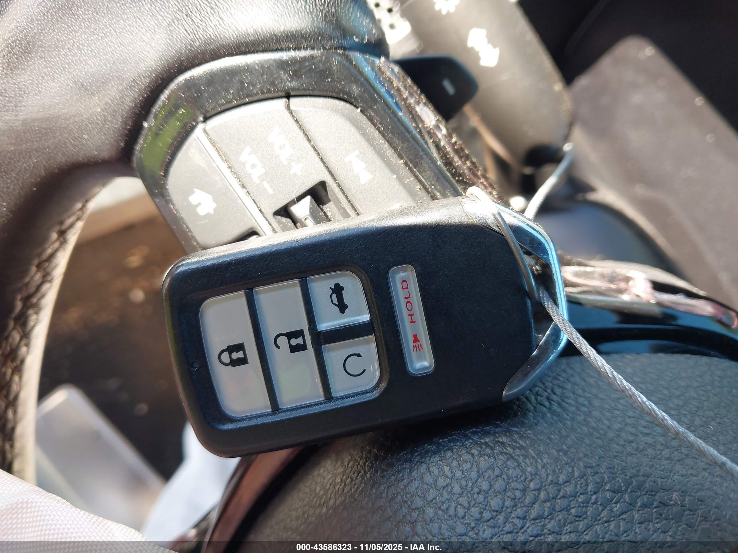 HONDA CIVIC image 11