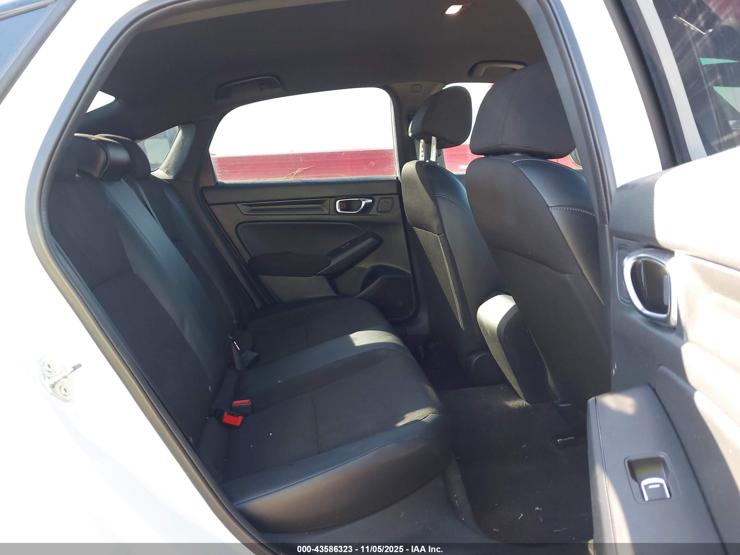 HONDA CIVIC image 8