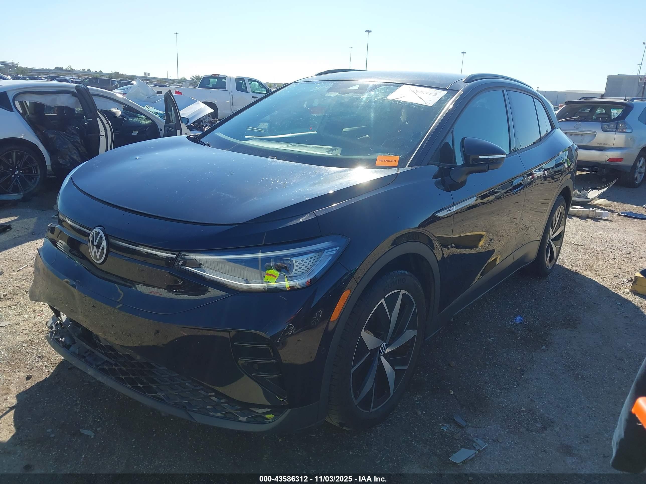 VOLKSWAGEN ID.4 image 2