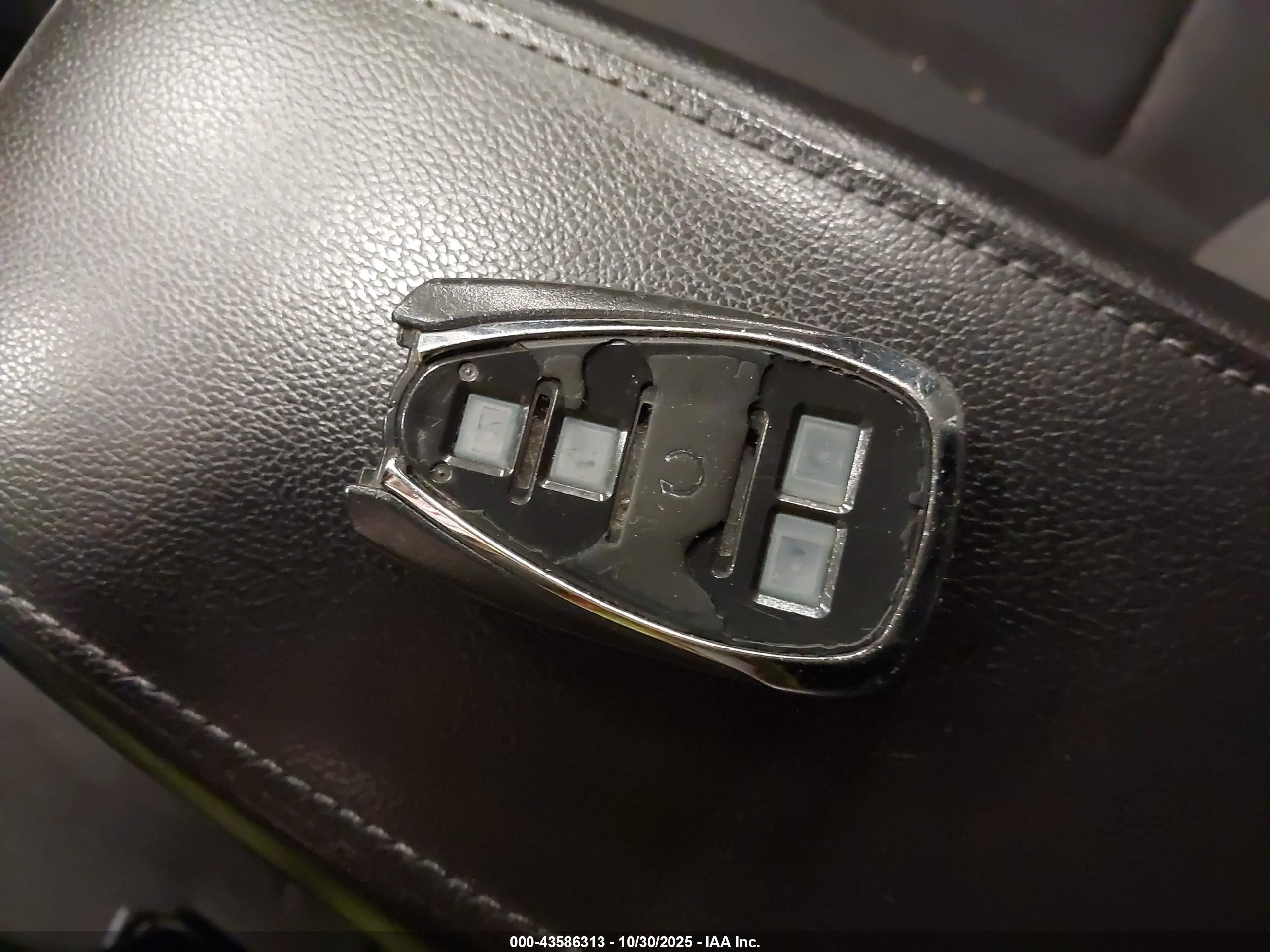 CHEVROLET CRUZE image 11