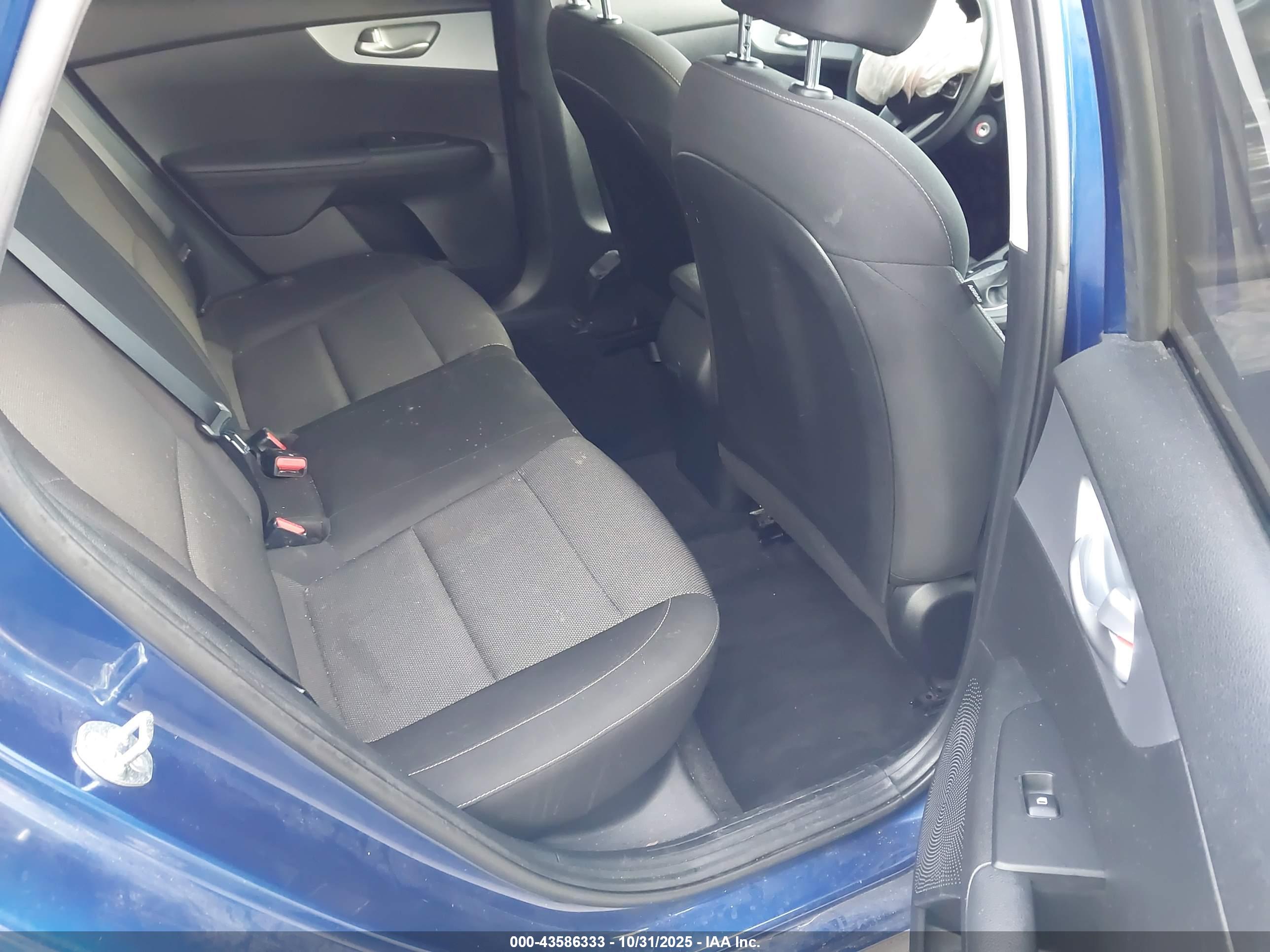 KIA FORTE image 8