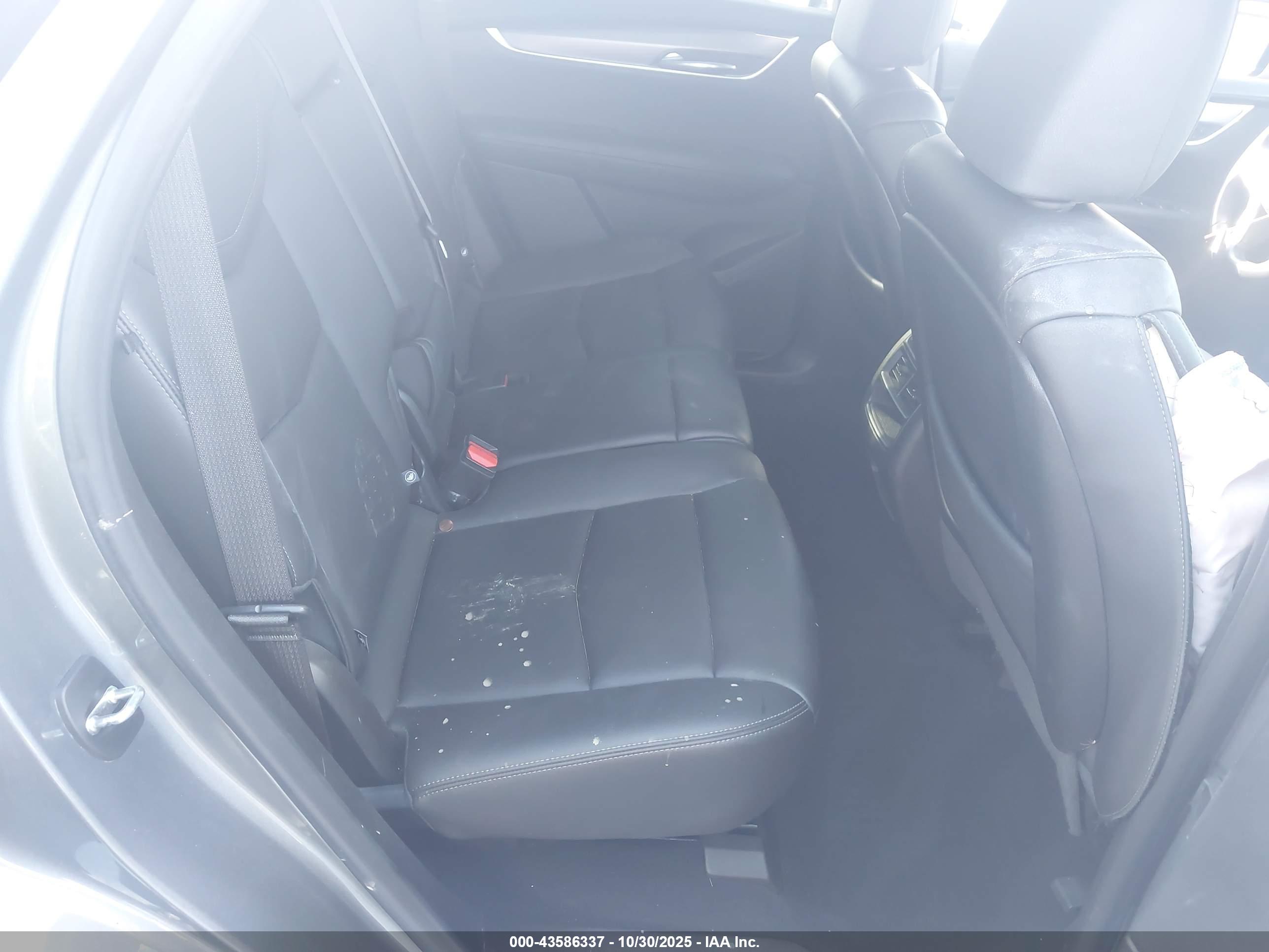 CADILLAC XT5 image 8