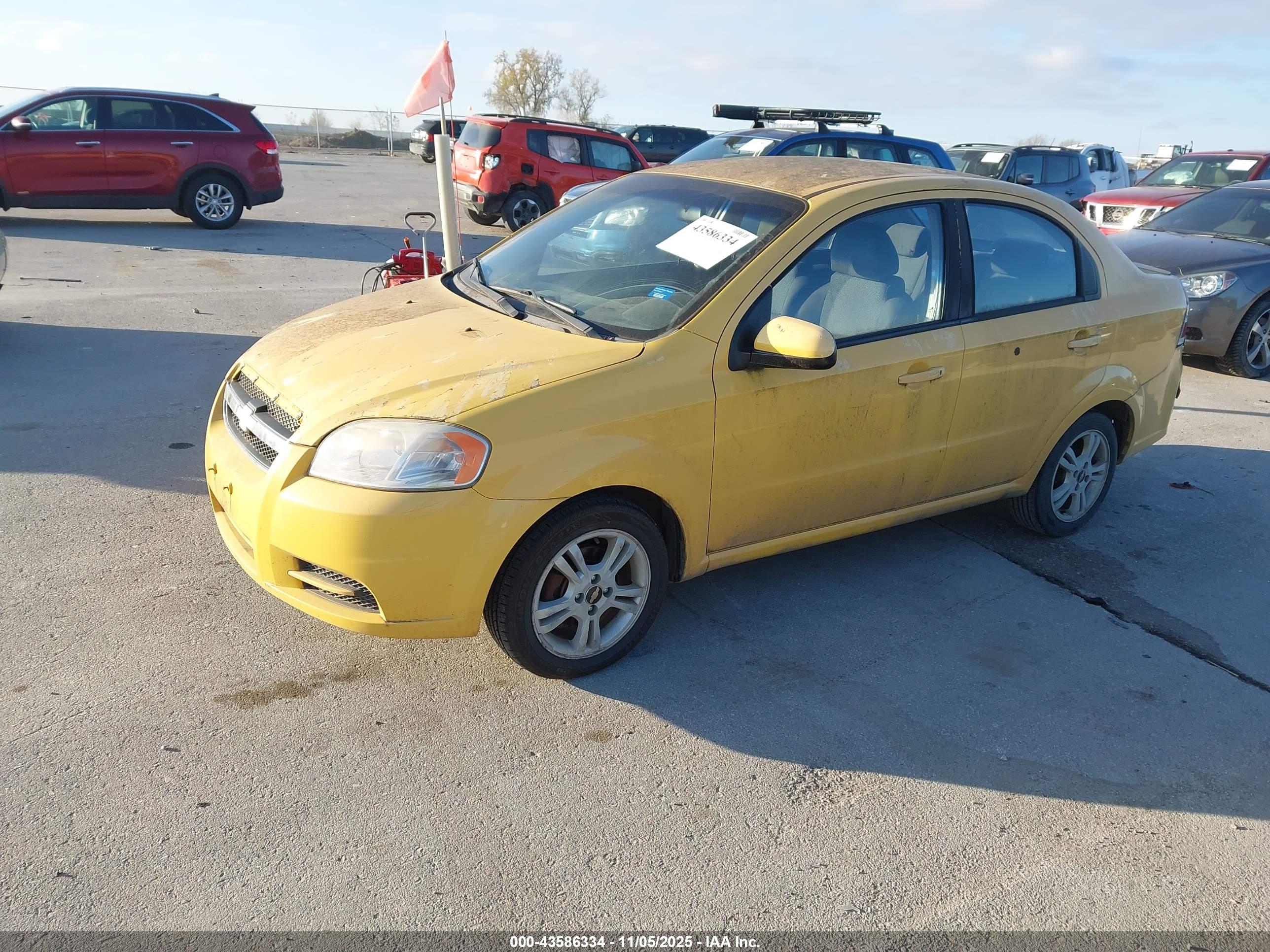 CHEVROLET AVEO image 2