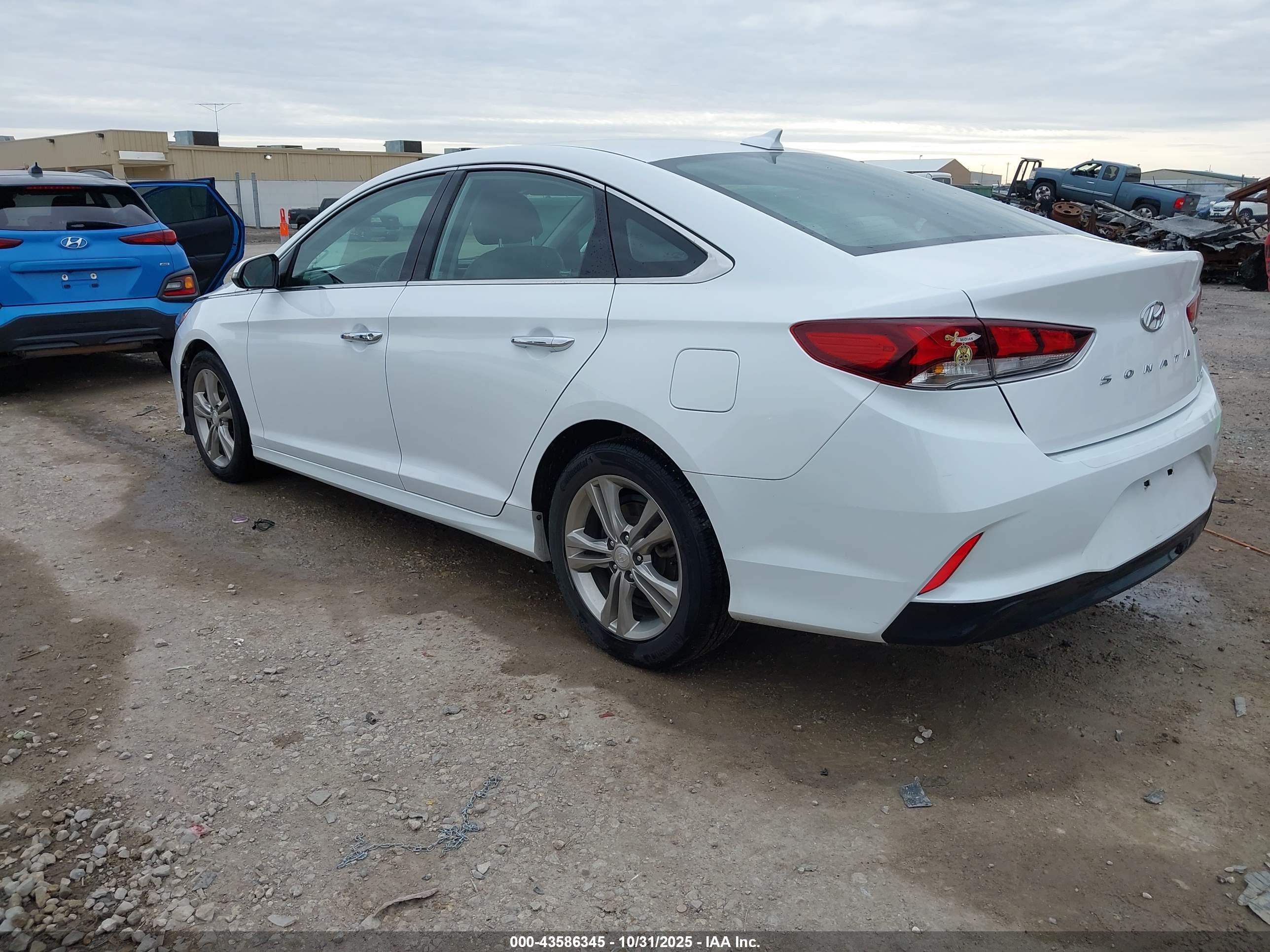 HYUNDAI SONATA image 3