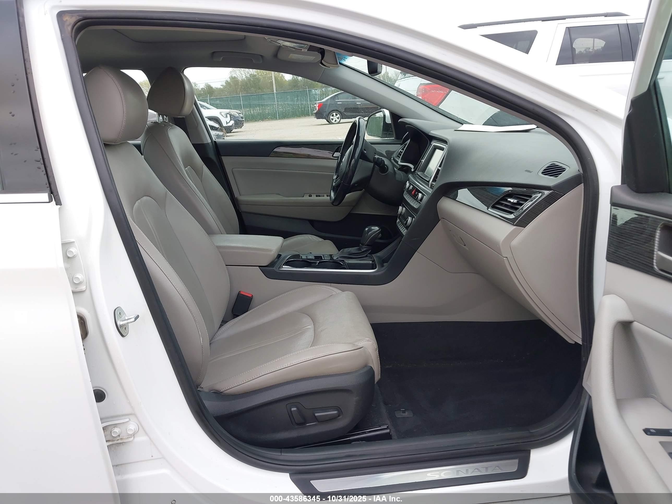 HYUNDAI SONATA image 5