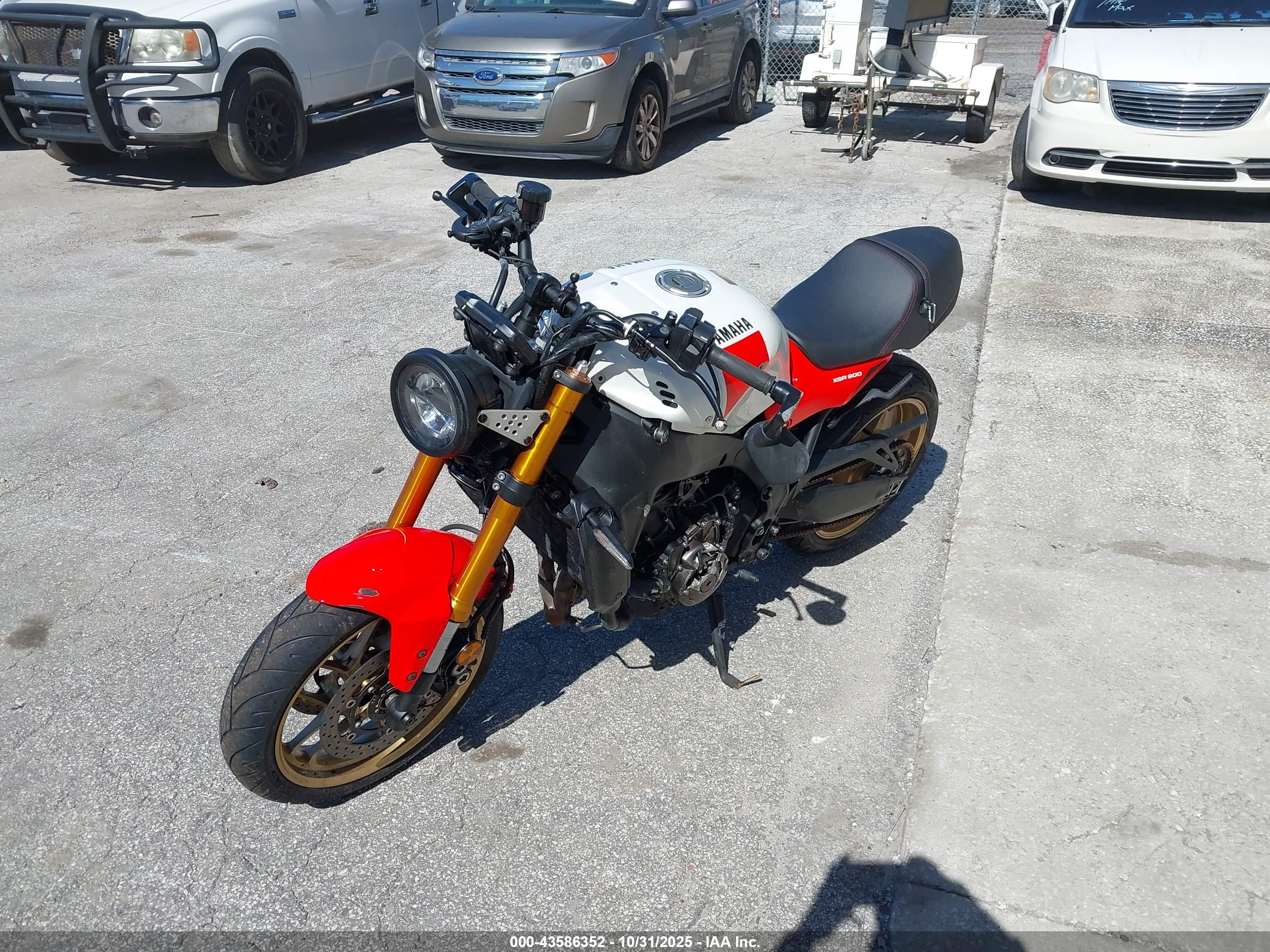 YAMAHA MTM890 image 2