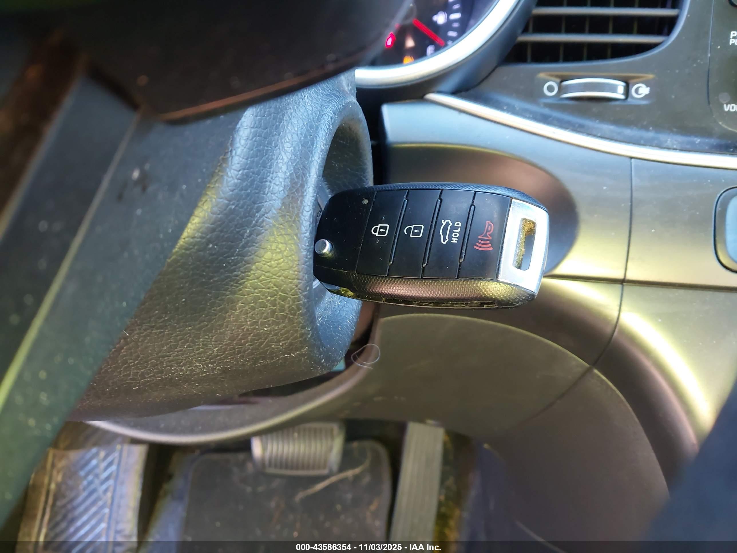 KIA OPTIMA image 11