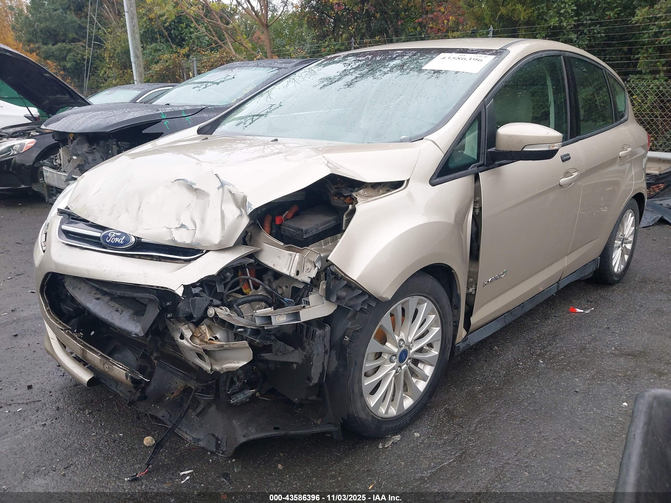 FORD C-MAX image 2