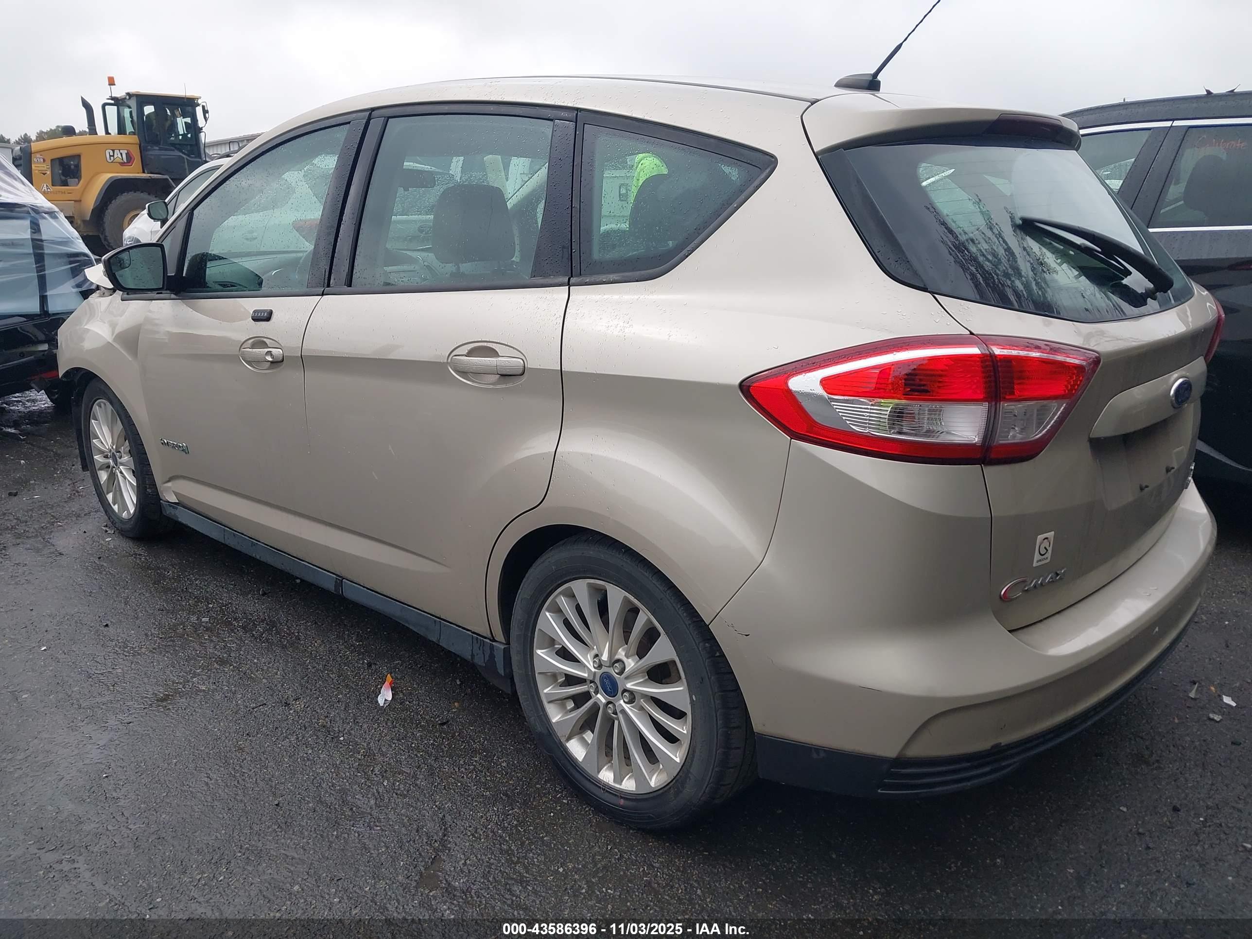 FORD C-MAX image 3