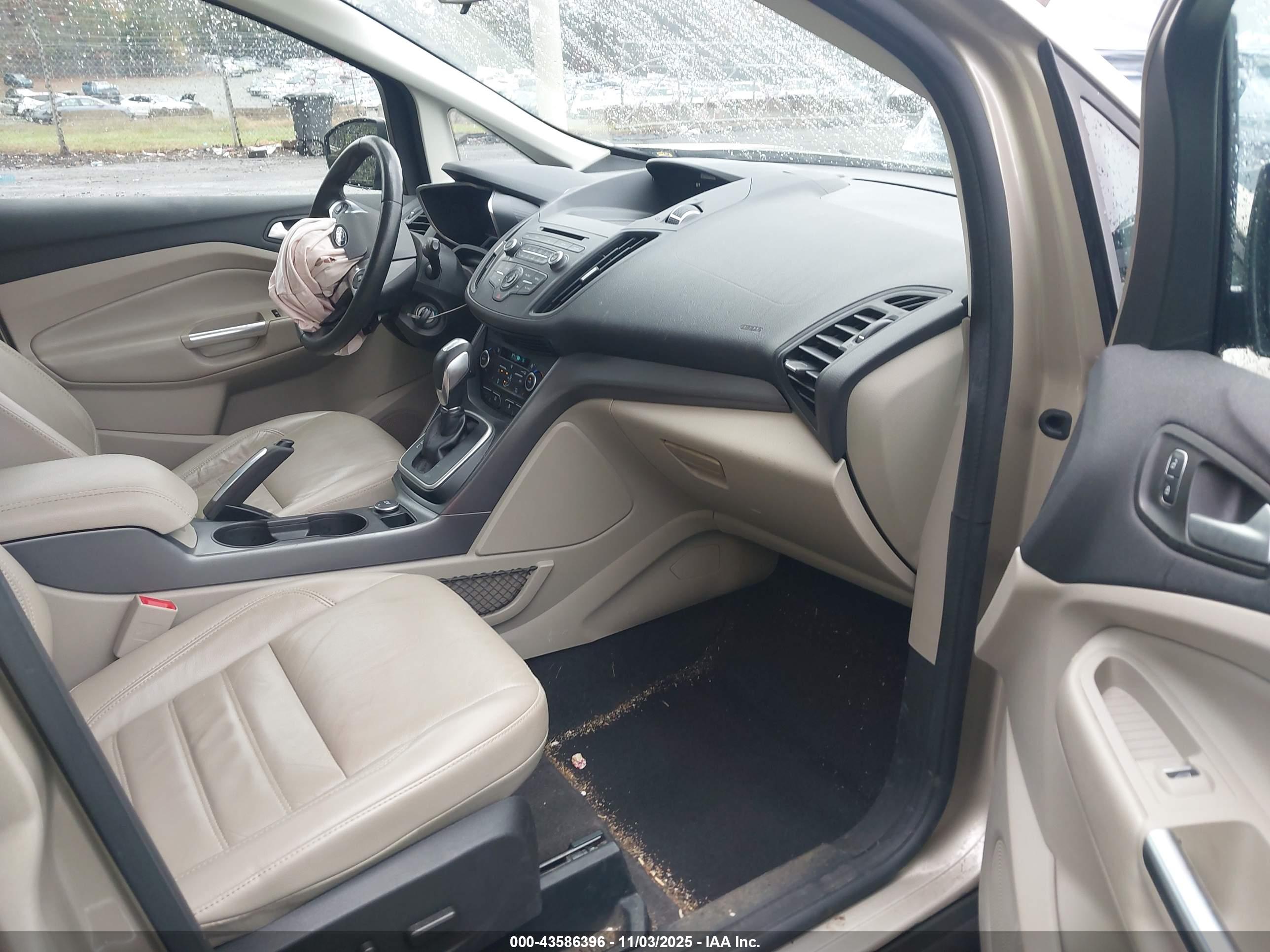 FORD C-MAX image 5