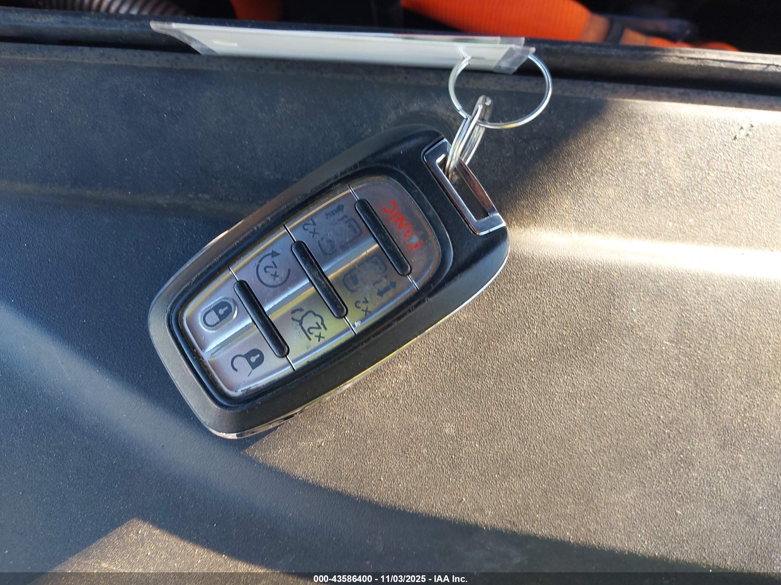 CHRYSLER PACIFICA image 11