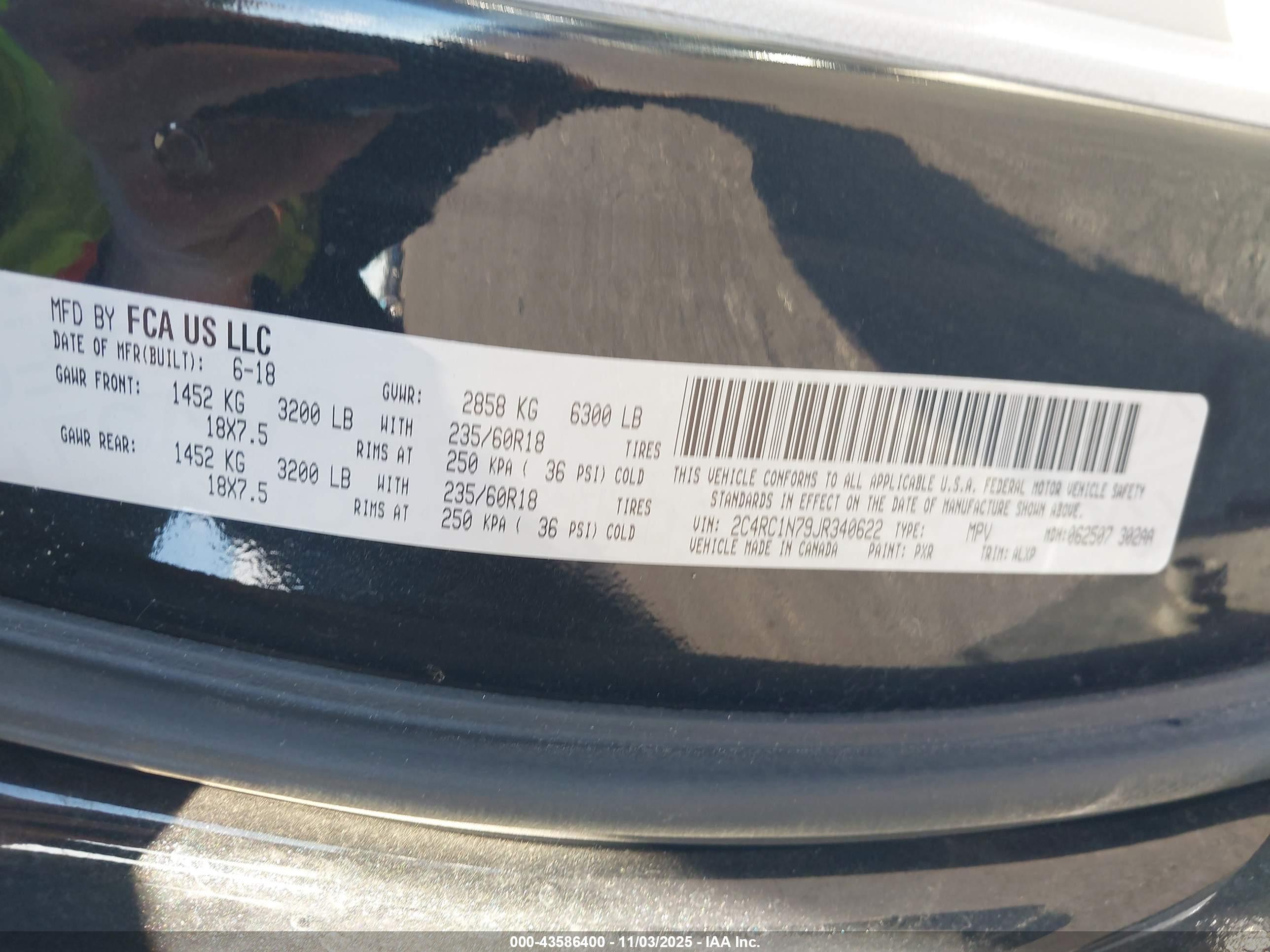 CHRYSLER PACIFICA image 9
