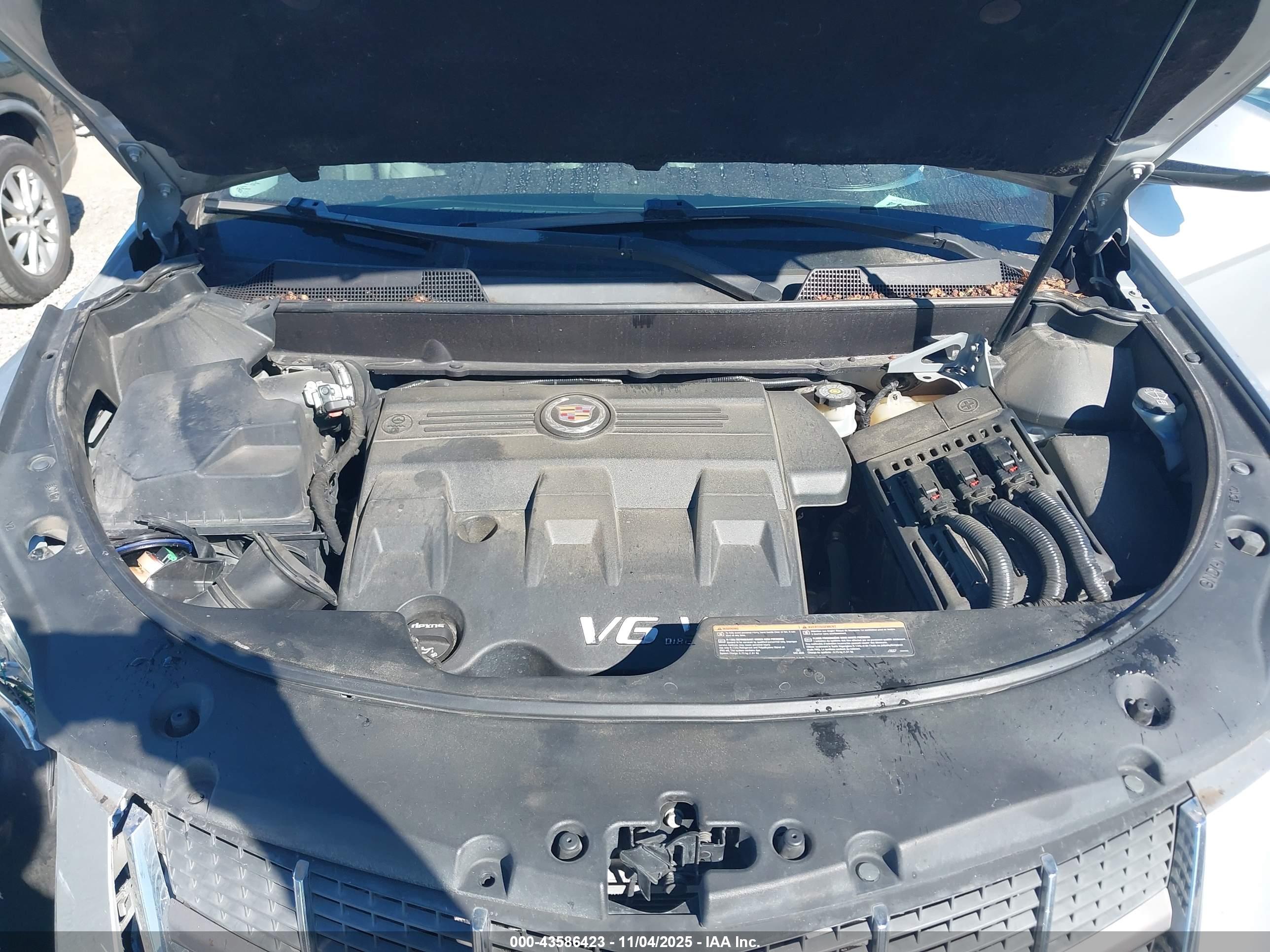 CADILLAC SRX image 10