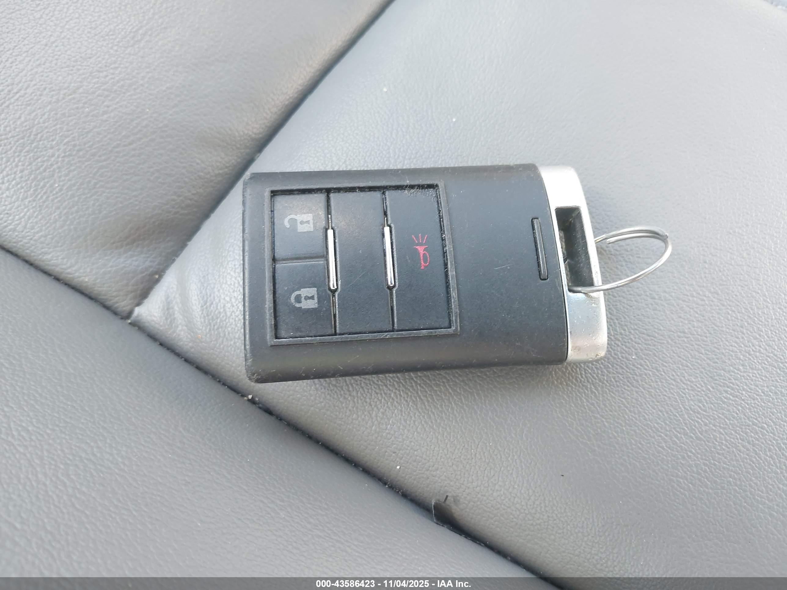 CADILLAC SRX image 11