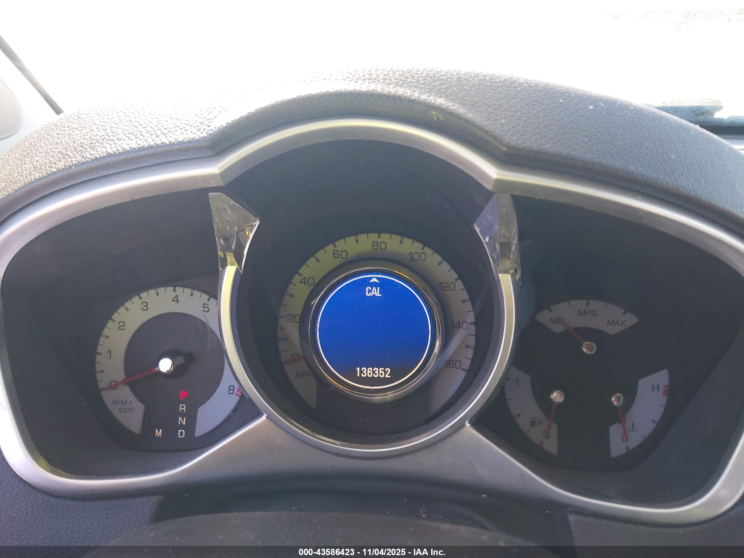 CADILLAC SRX image 7