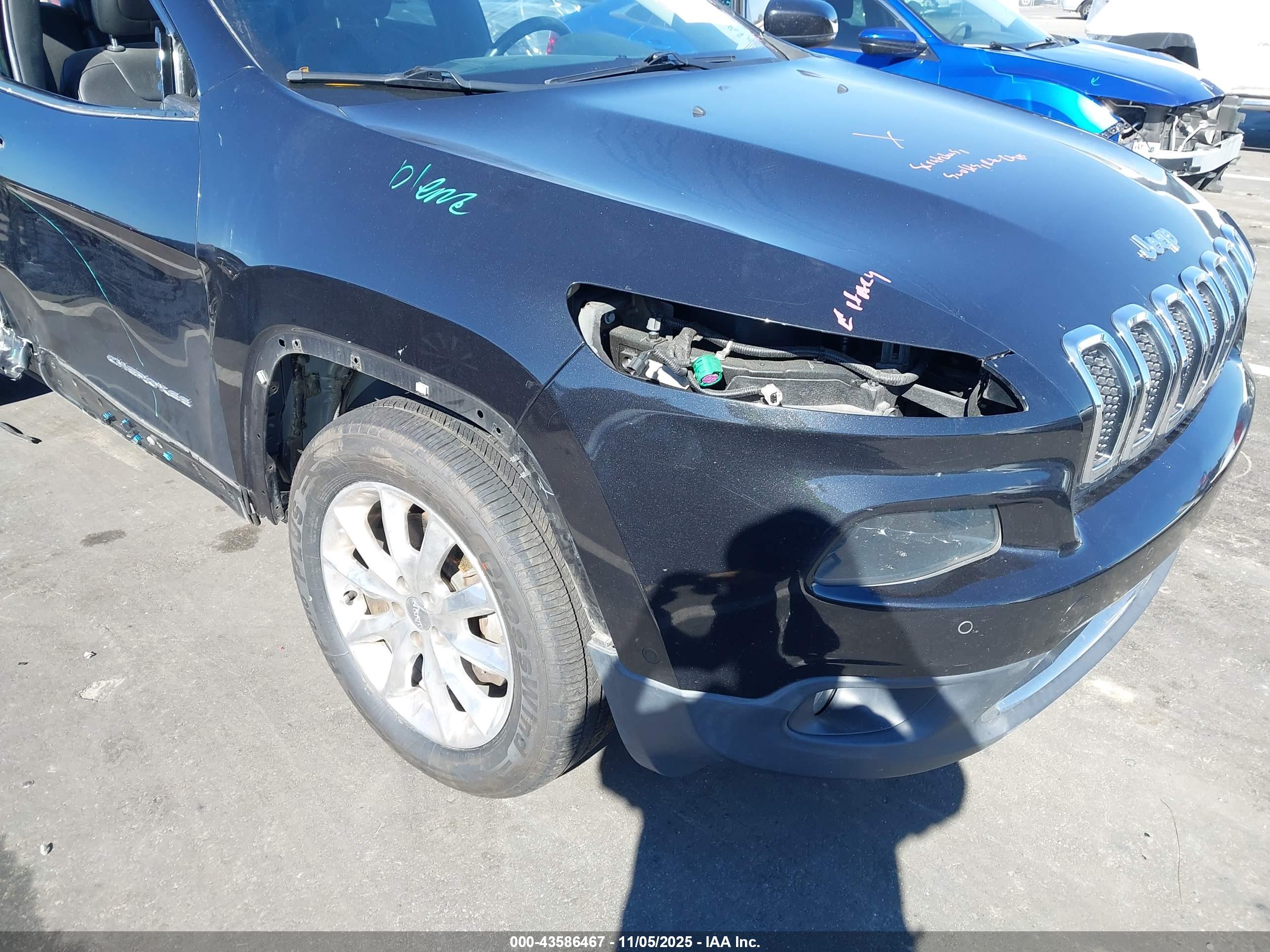 JEEP CHEROKEE image 6