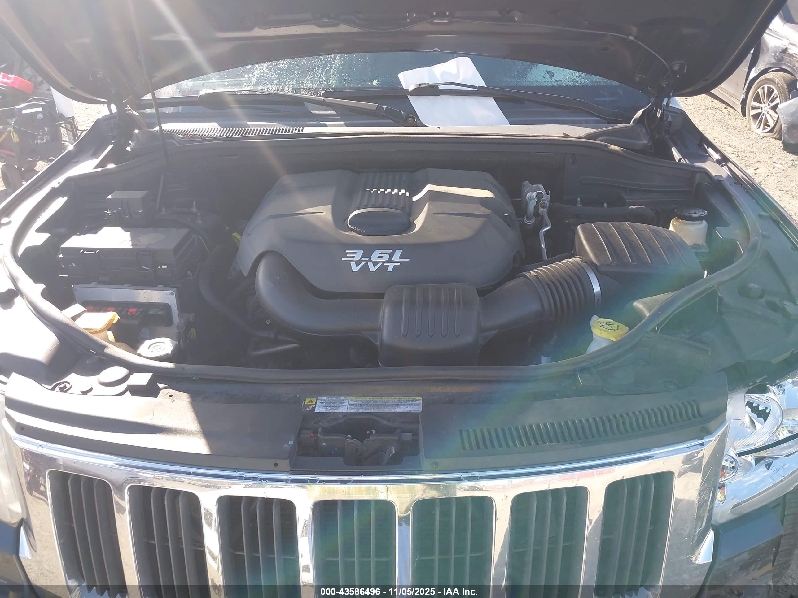 JEEP GRAND image 10