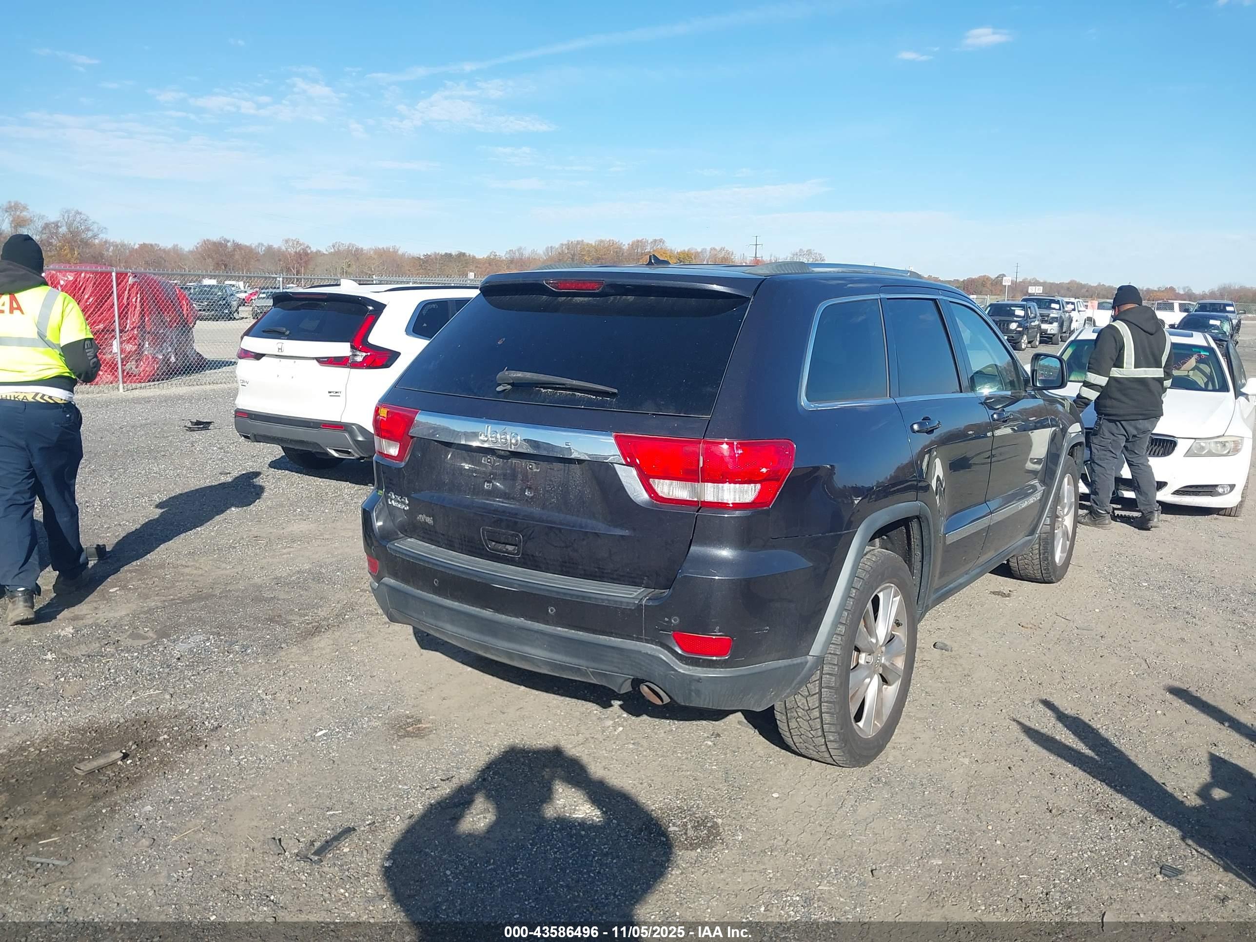 JEEP GRAND image 4
