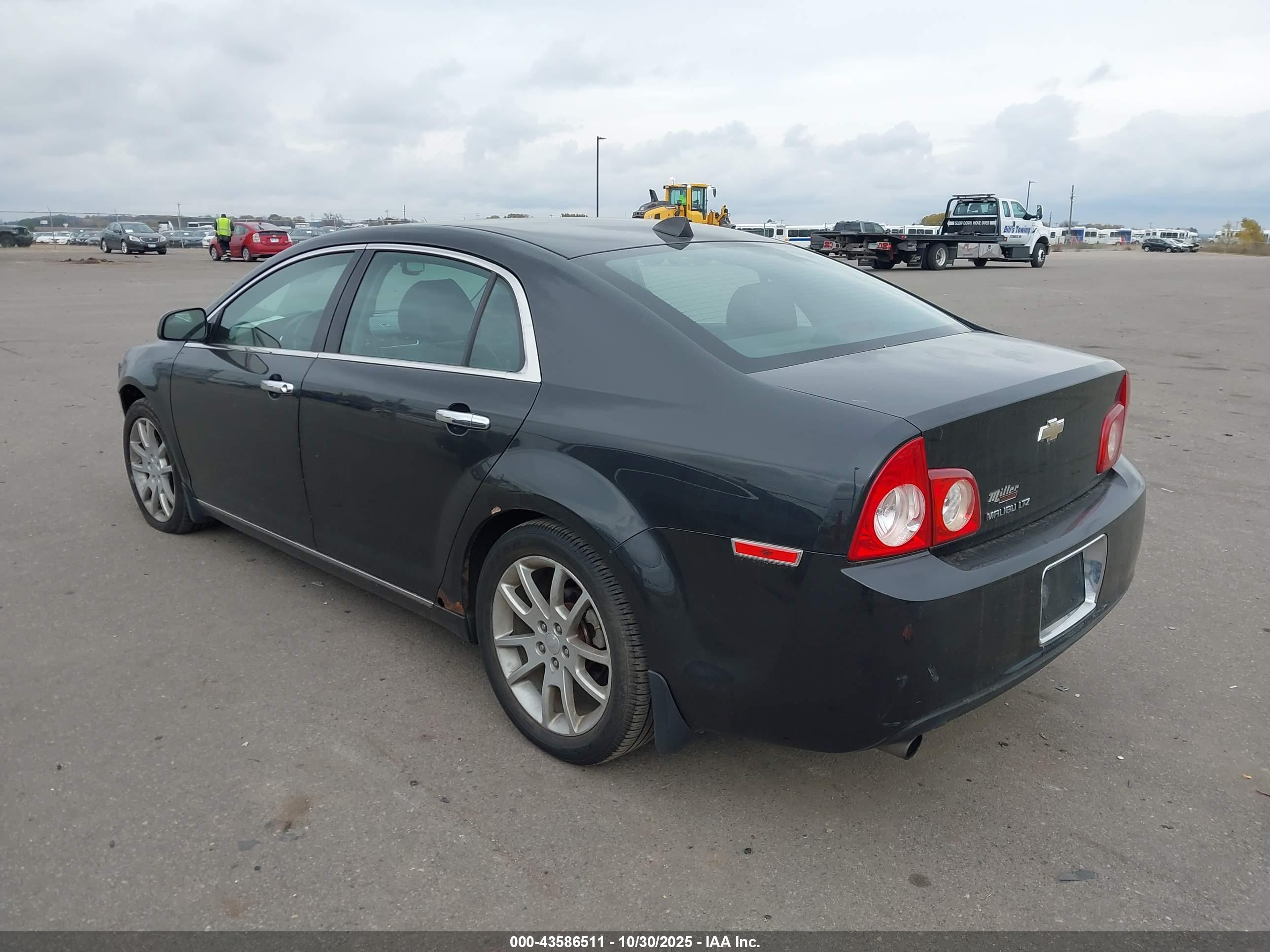 CHEVROLET MALIBU image 3