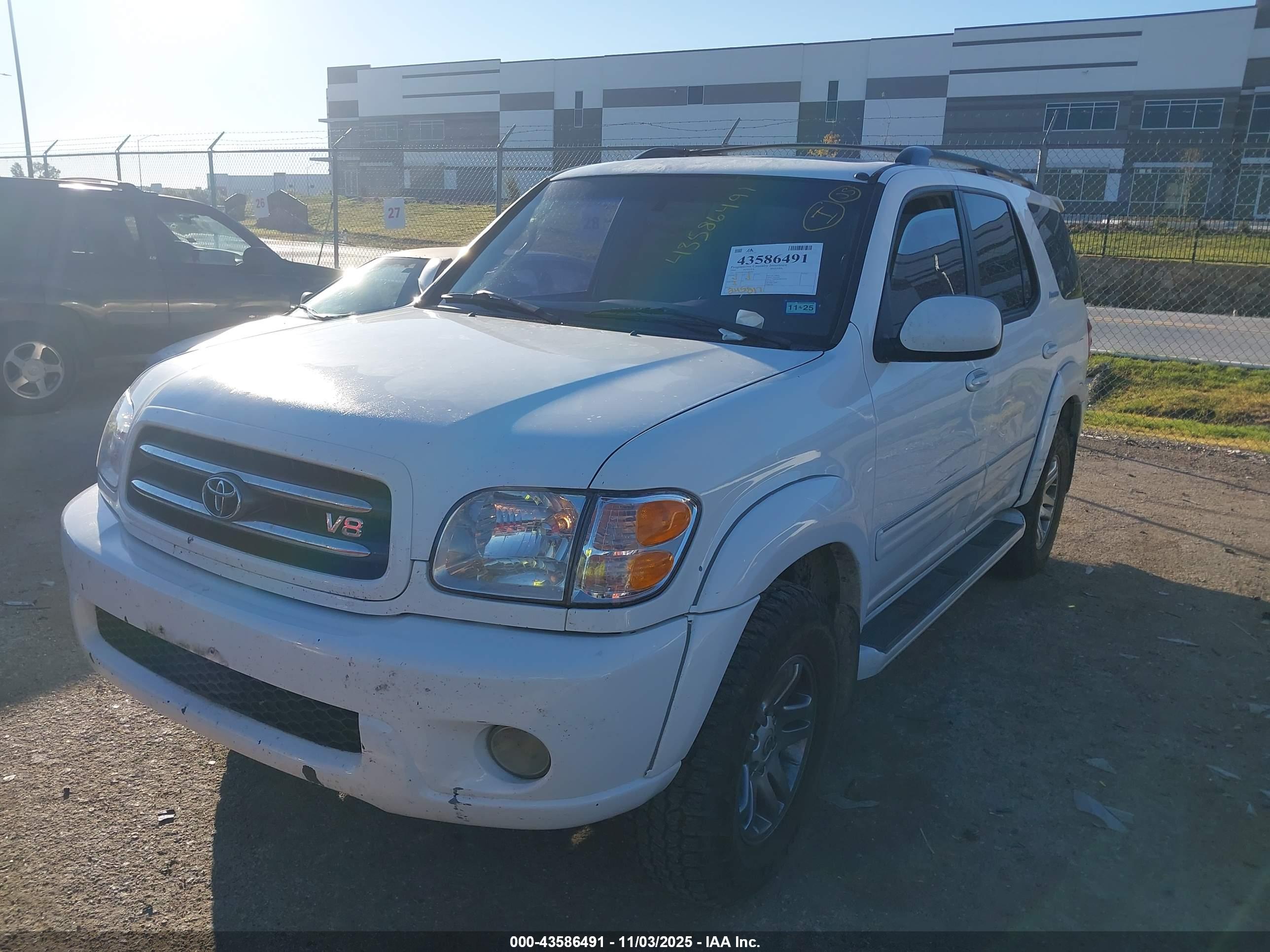 TOYOTA SEQUOIA image 2