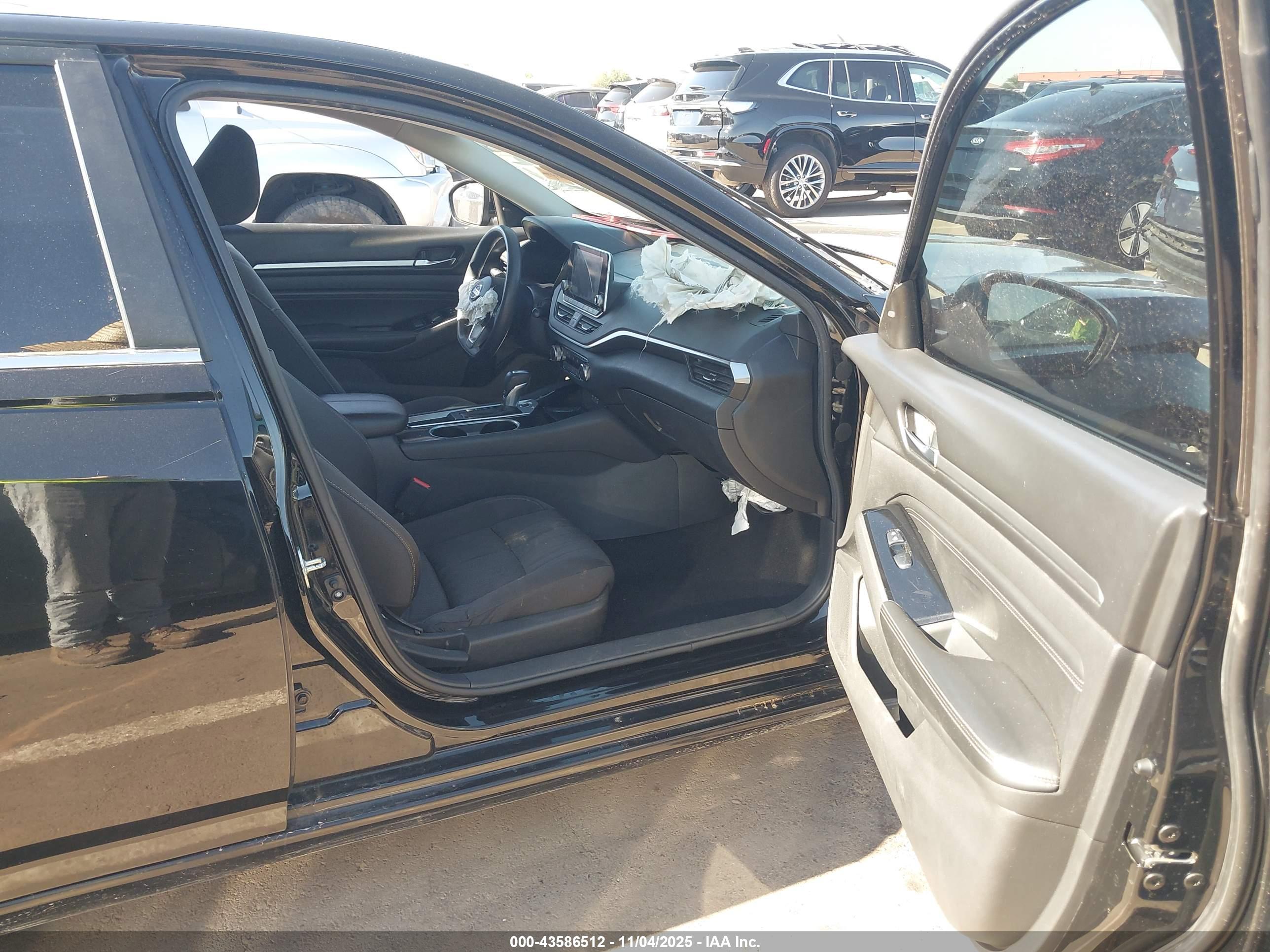 NISSAN ALTIMA image 5