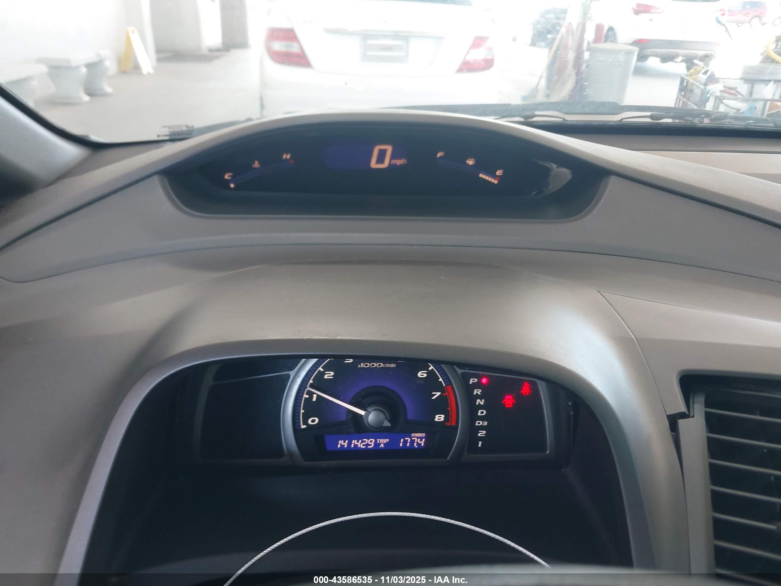 HONDA CIVIC image 7