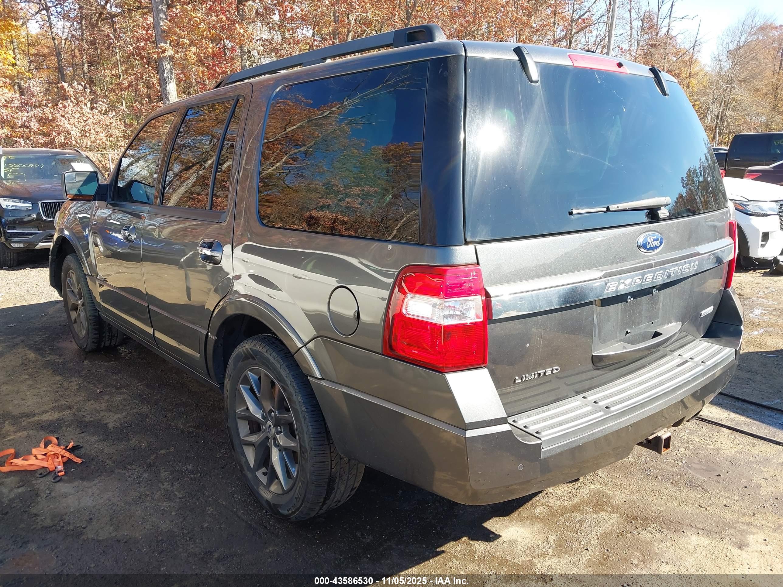 FORD EXPEDITION image 3