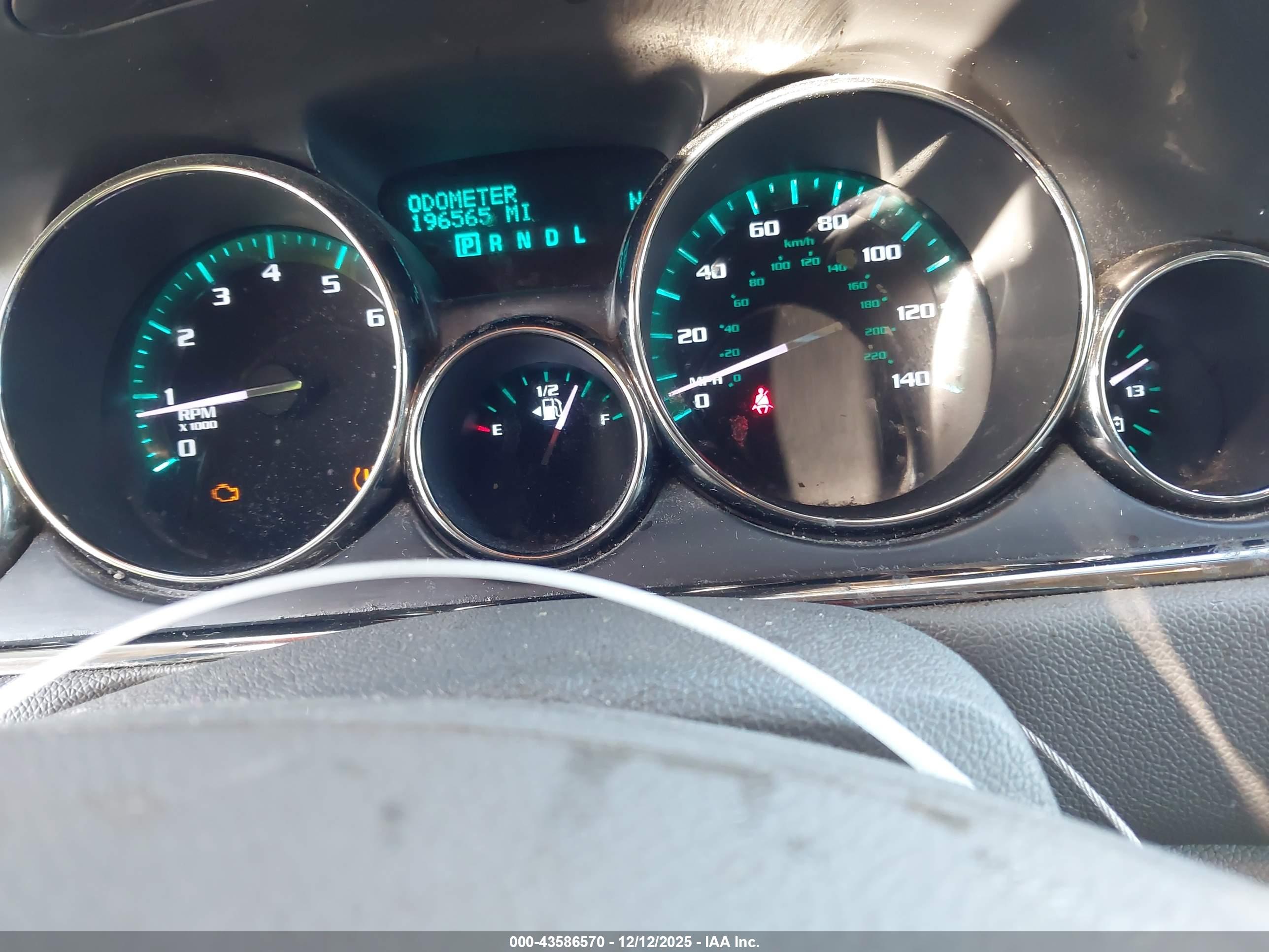 BUICK ENCLAVE image 7