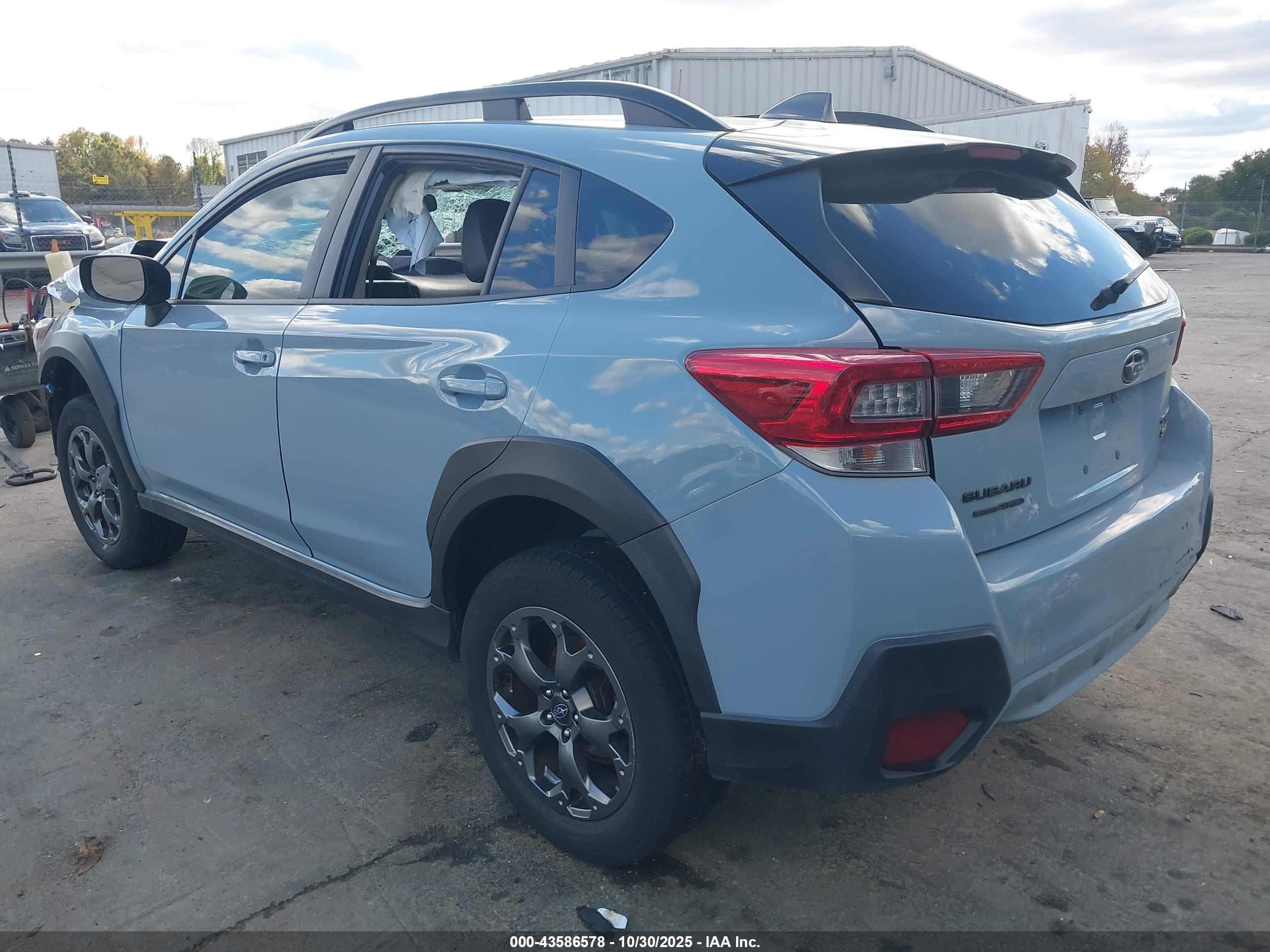 SUBARU CROSSTREK image 3