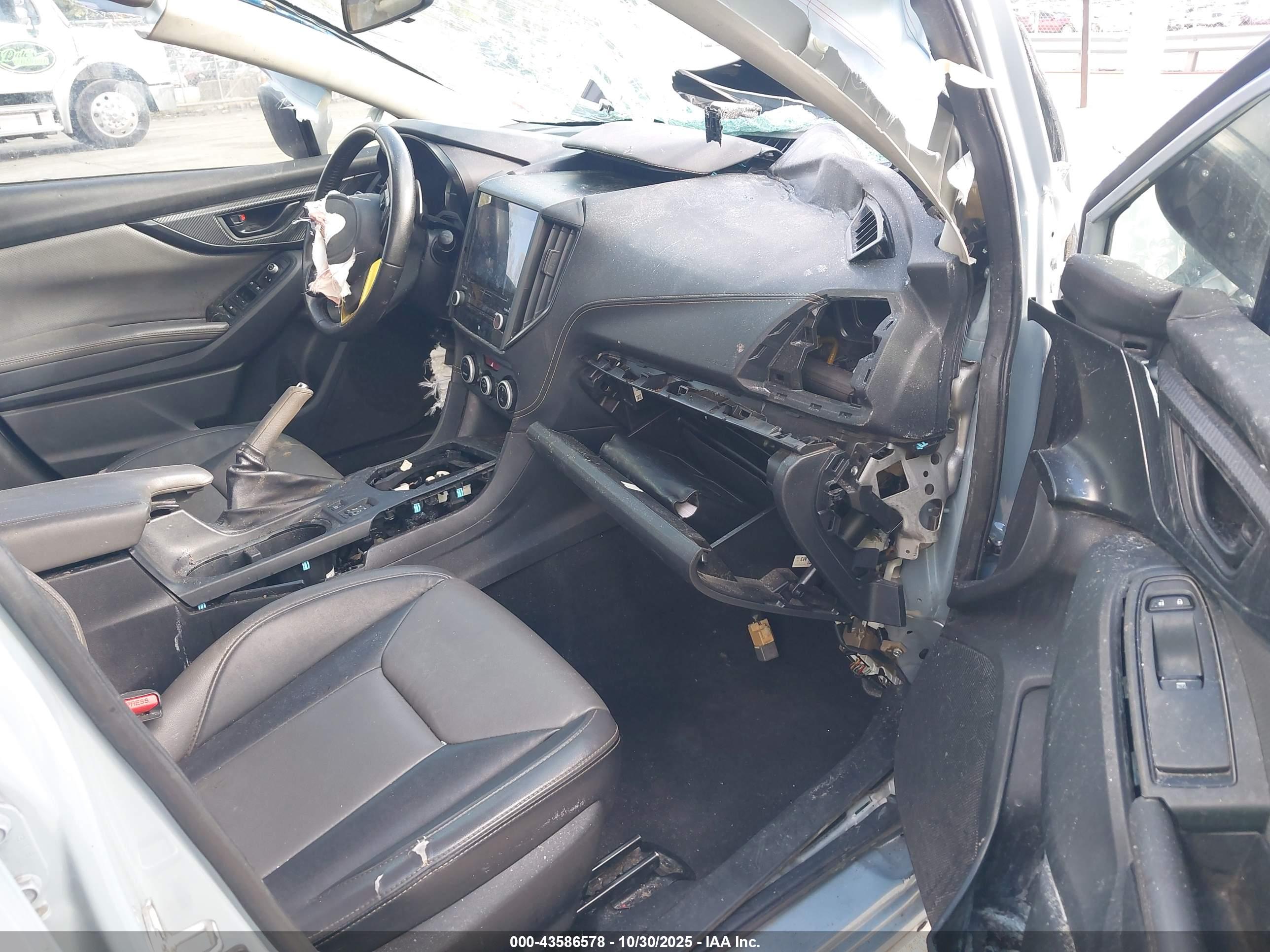 SUBARU CROSSTREK image 5