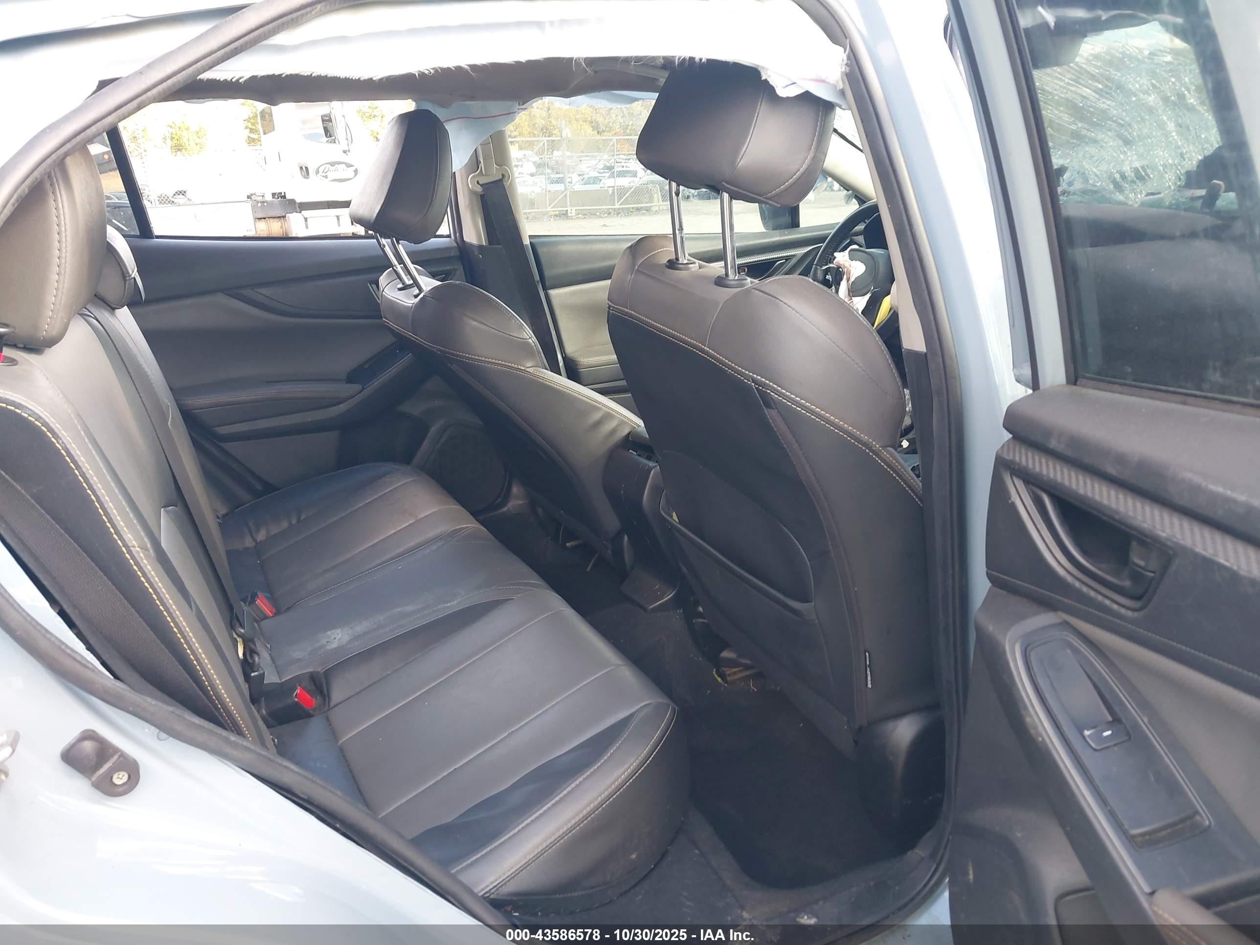 SUBARU CROSSTREK image 8