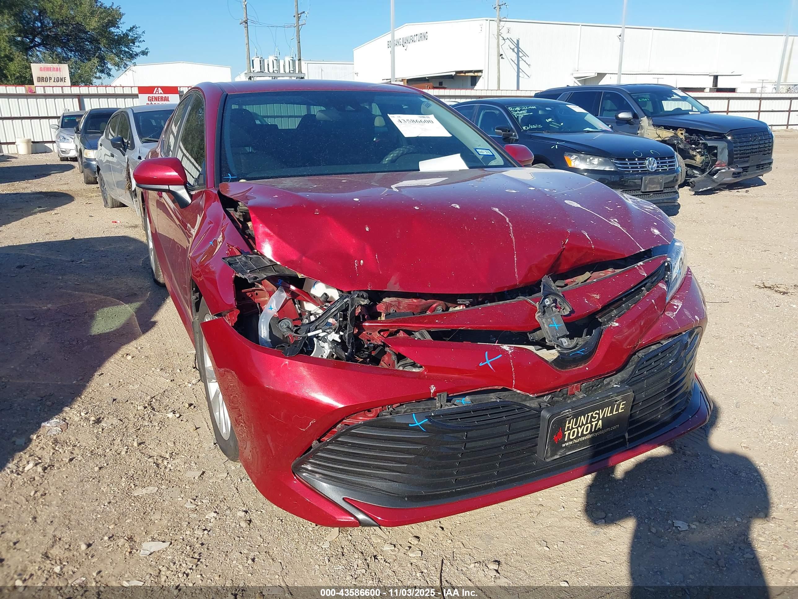 TOYOTA CAMRY image 6