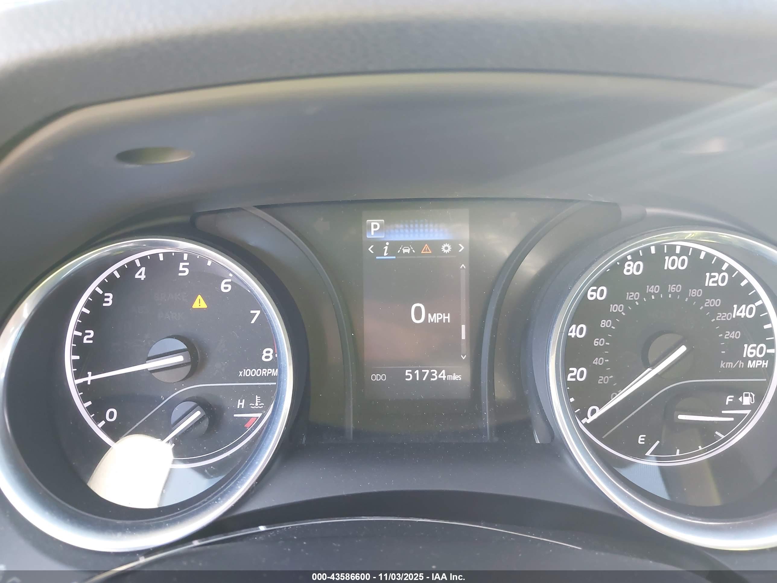 TOYOTA CAMRY image 7
