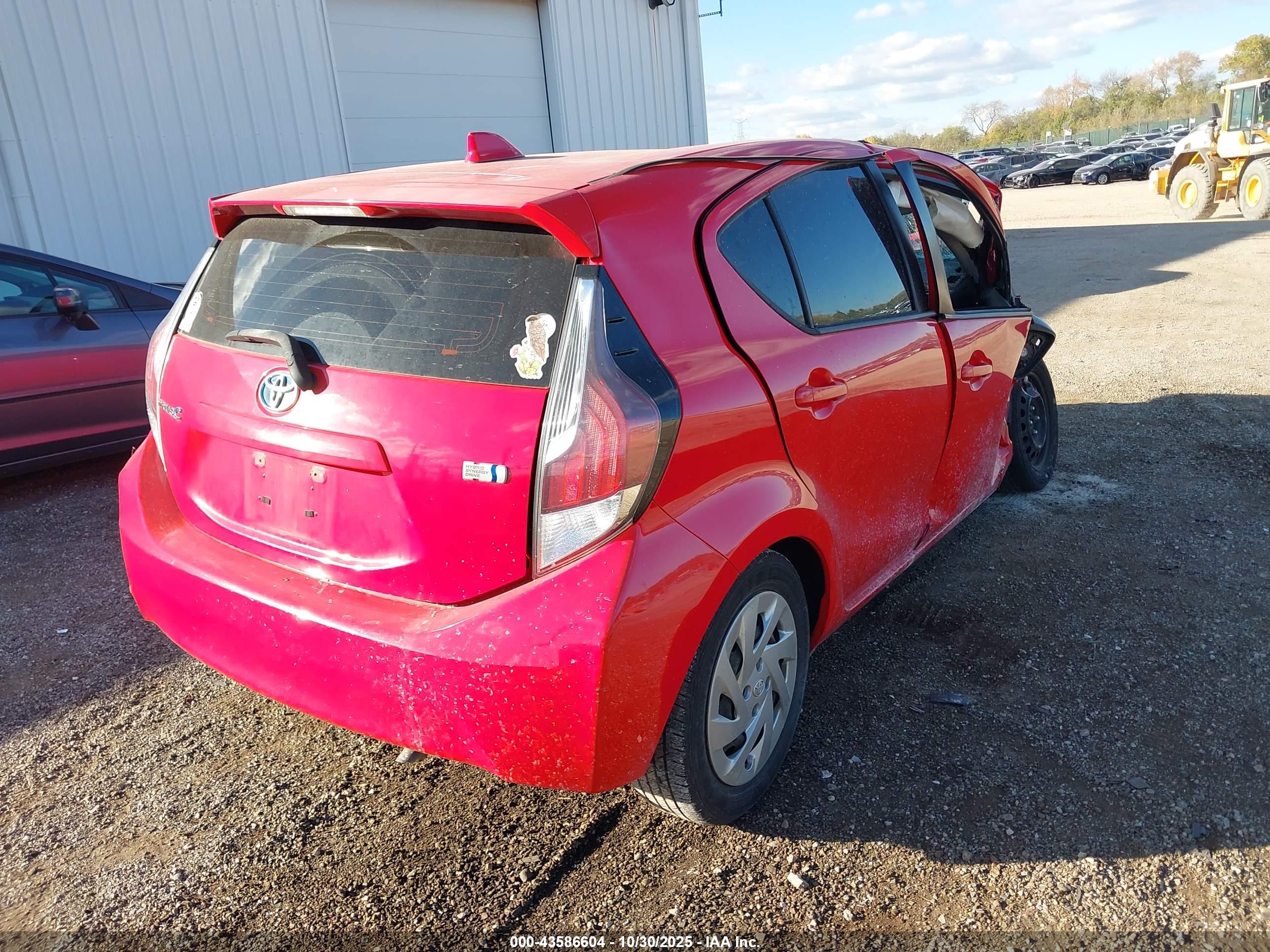 TOYOTA PRIUS image 4
