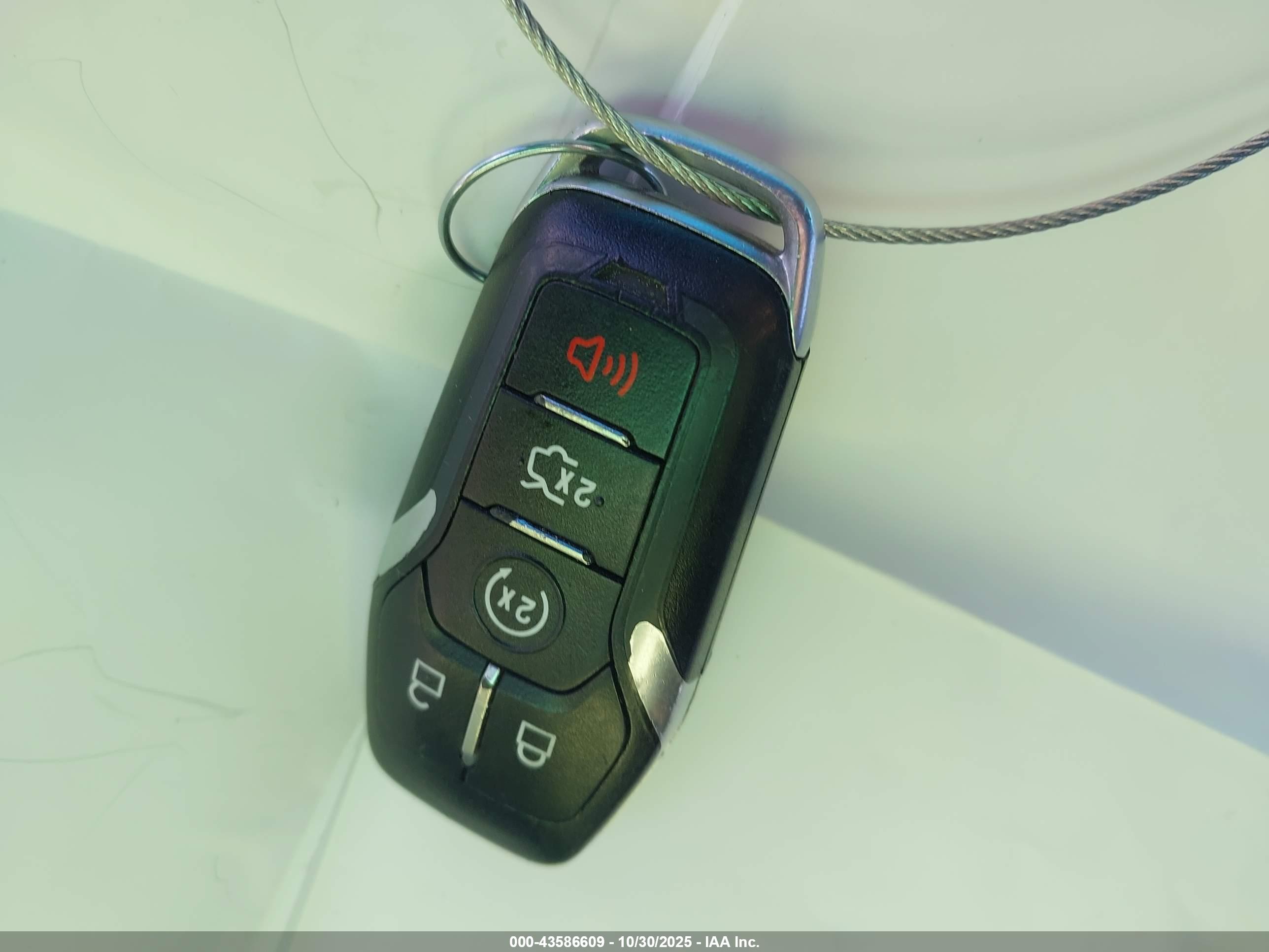 FORD EXPLORER image 11