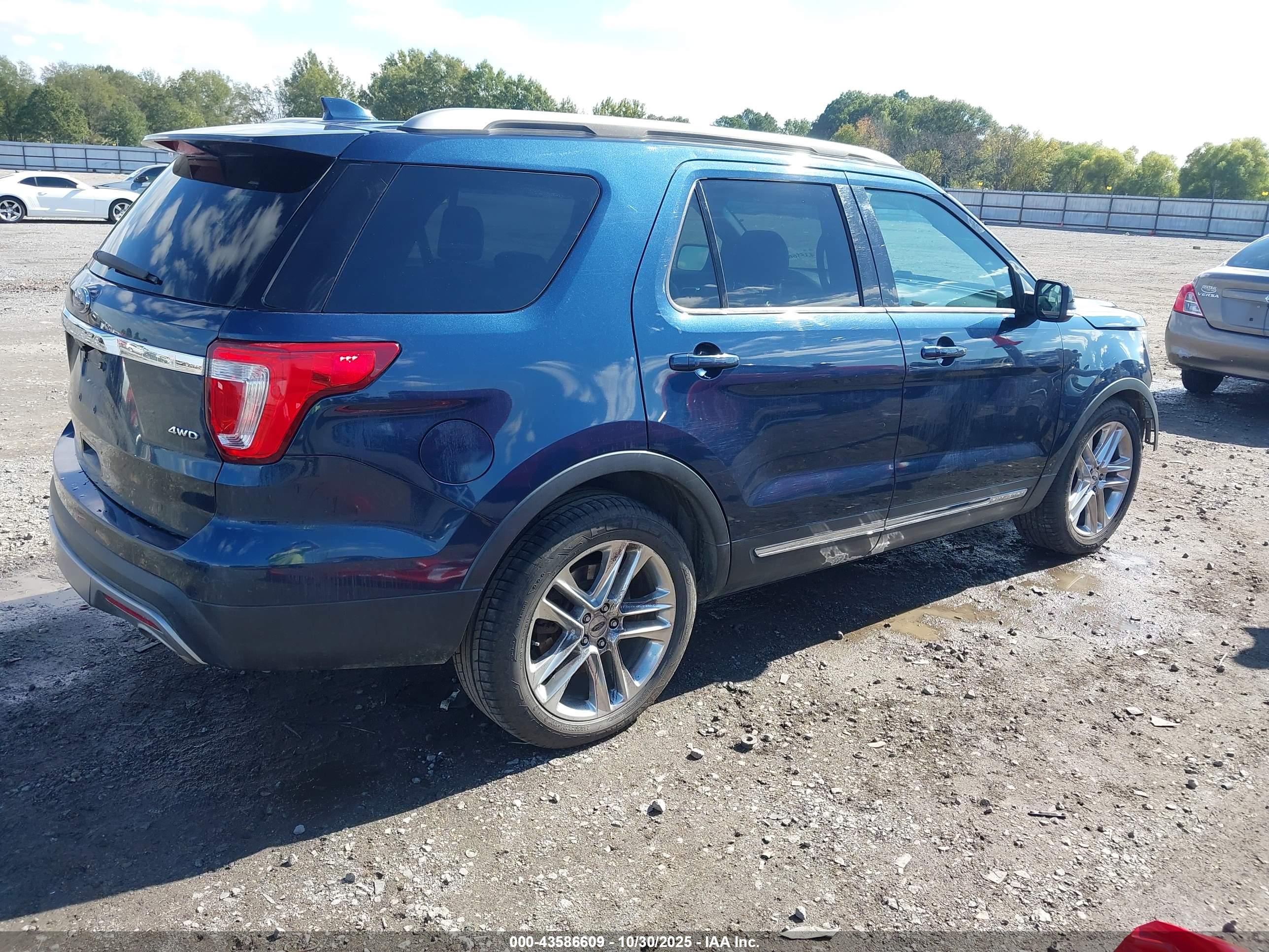 FORD EXPLORER image 4