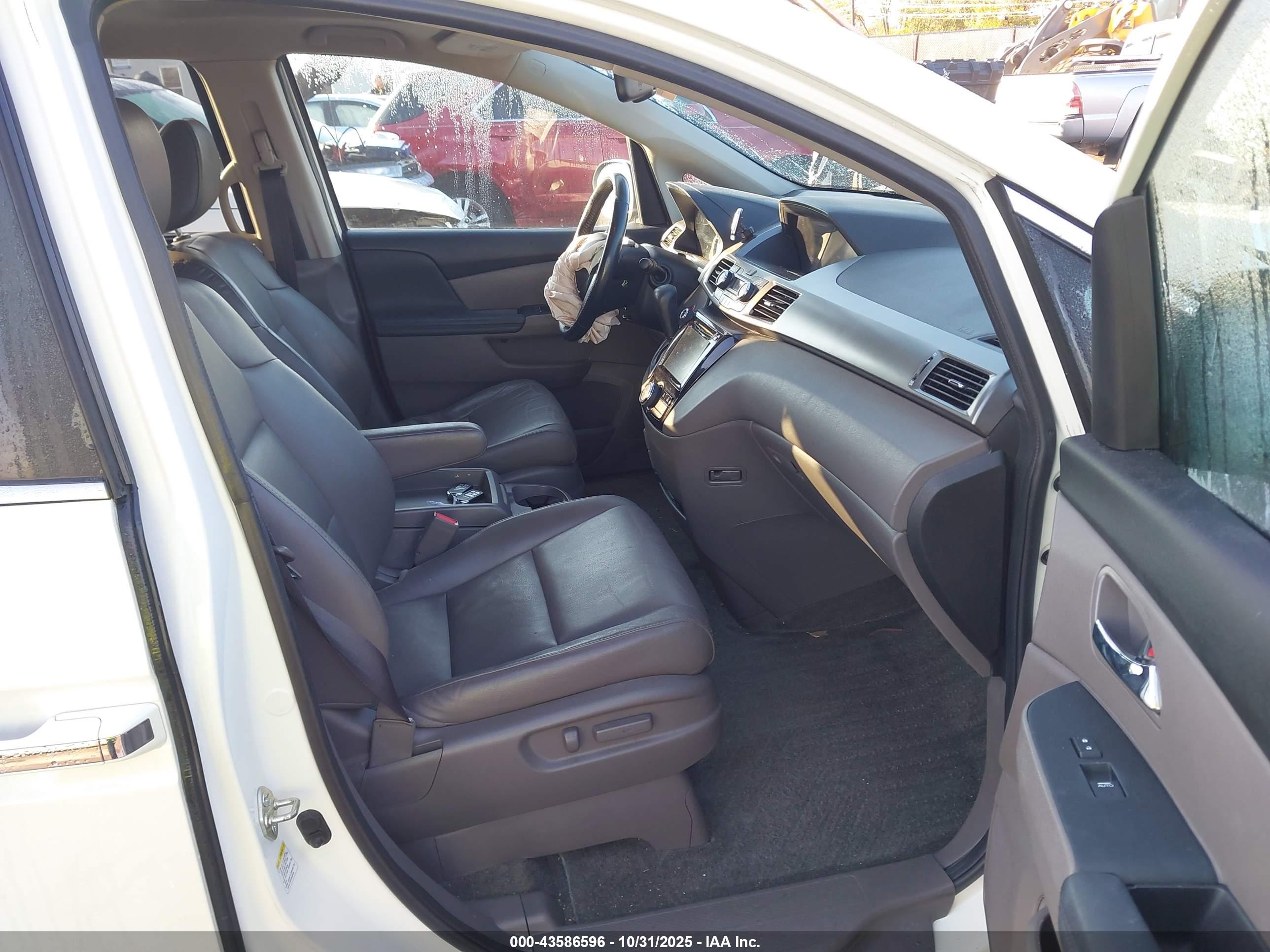 HONDA ODYSSEY image 5