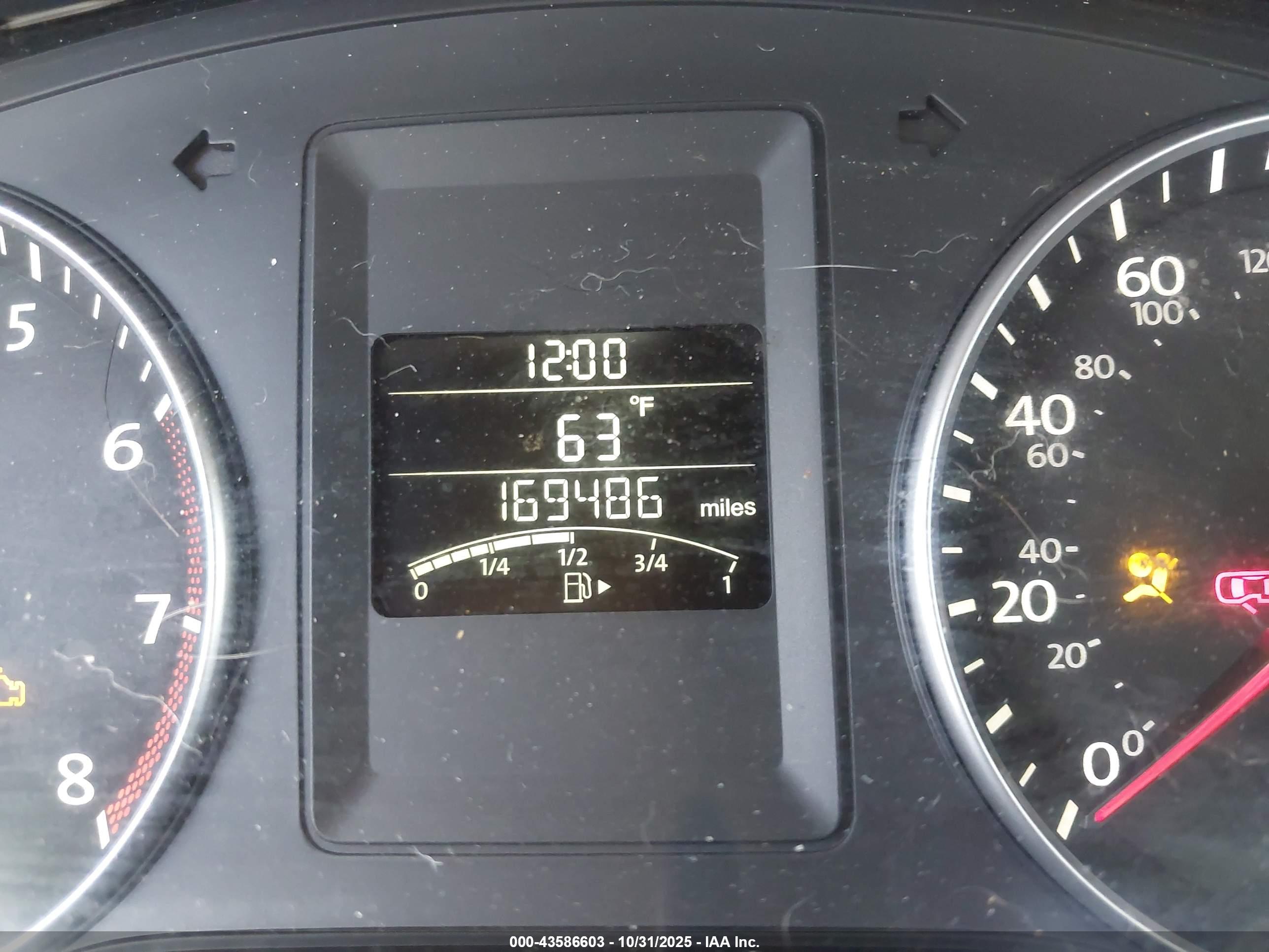 VOLKSWAGEN JETTA image 7