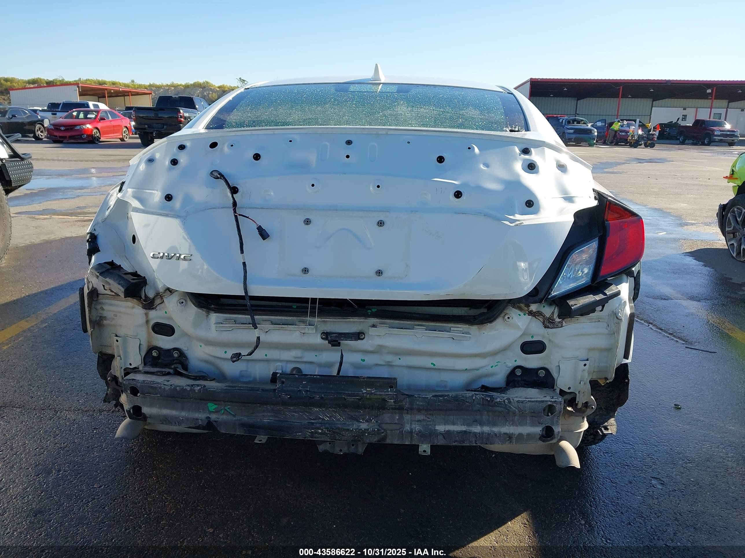 HONDA CIVIC image 6