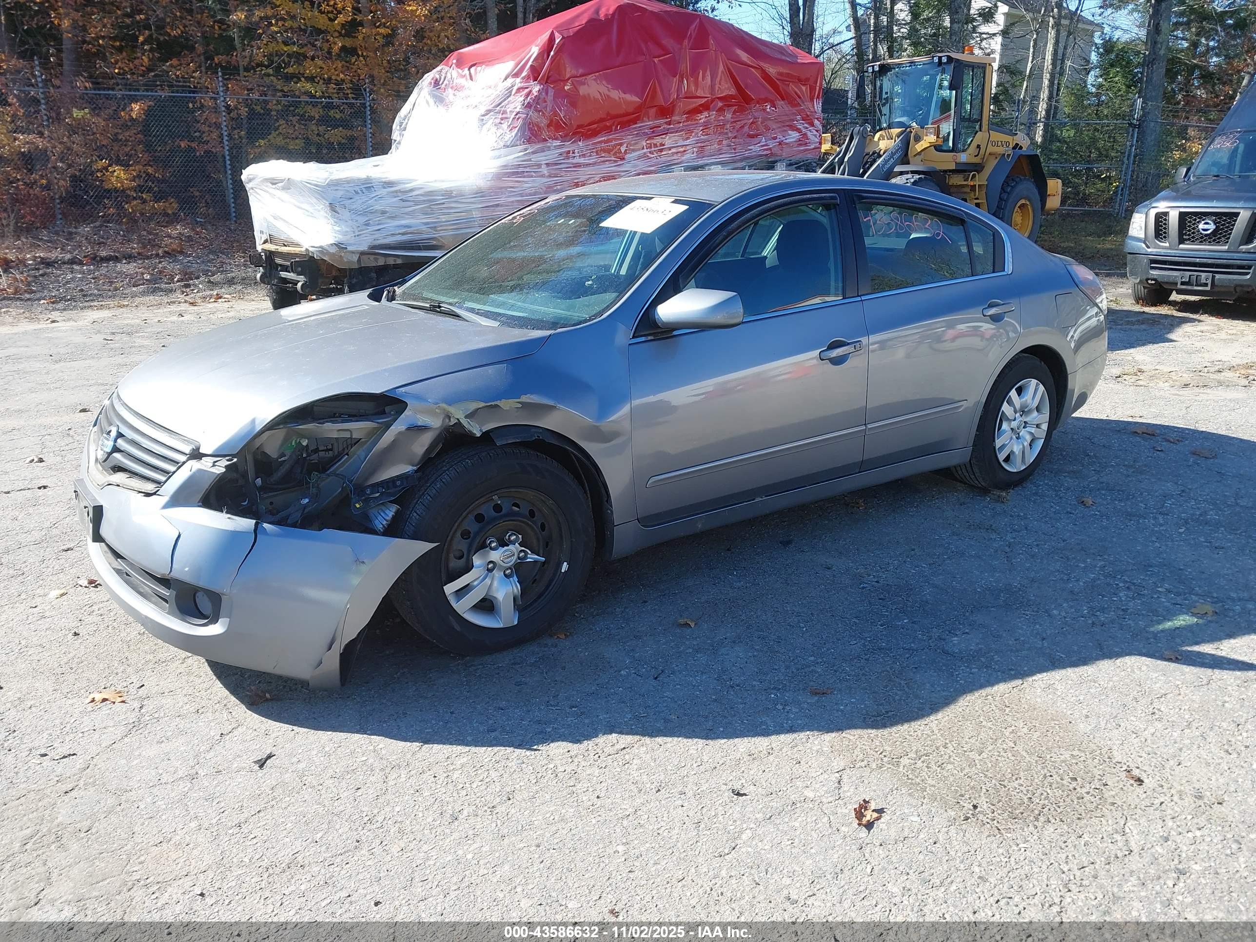 NISSAN ALTIMA image 2