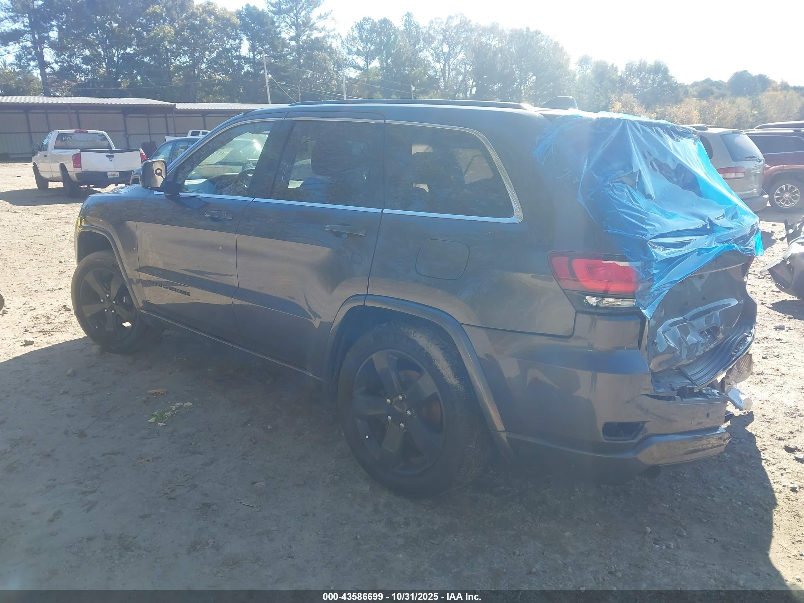 JEEP GRAND image 3