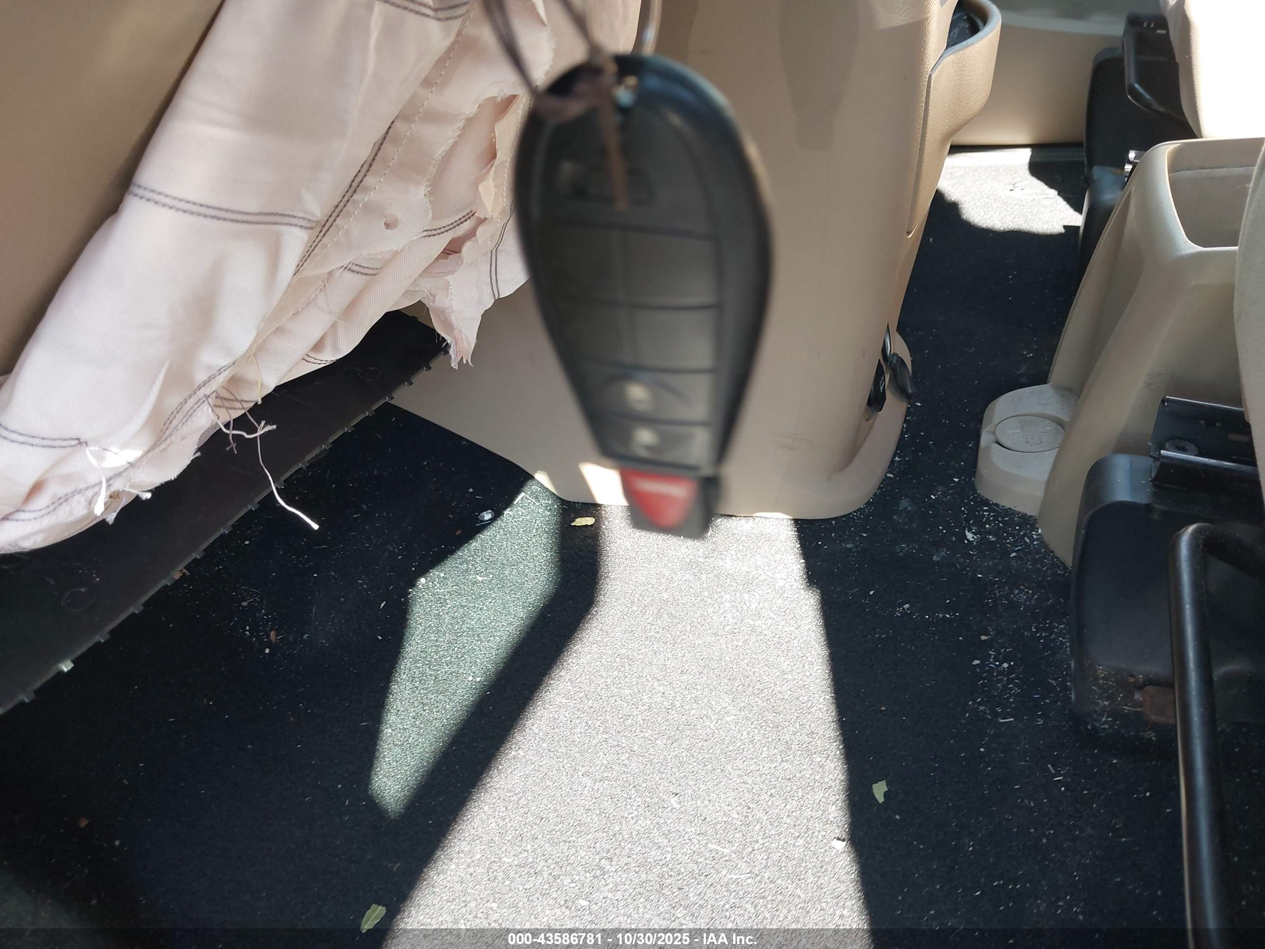 DODGE GRAND image 11