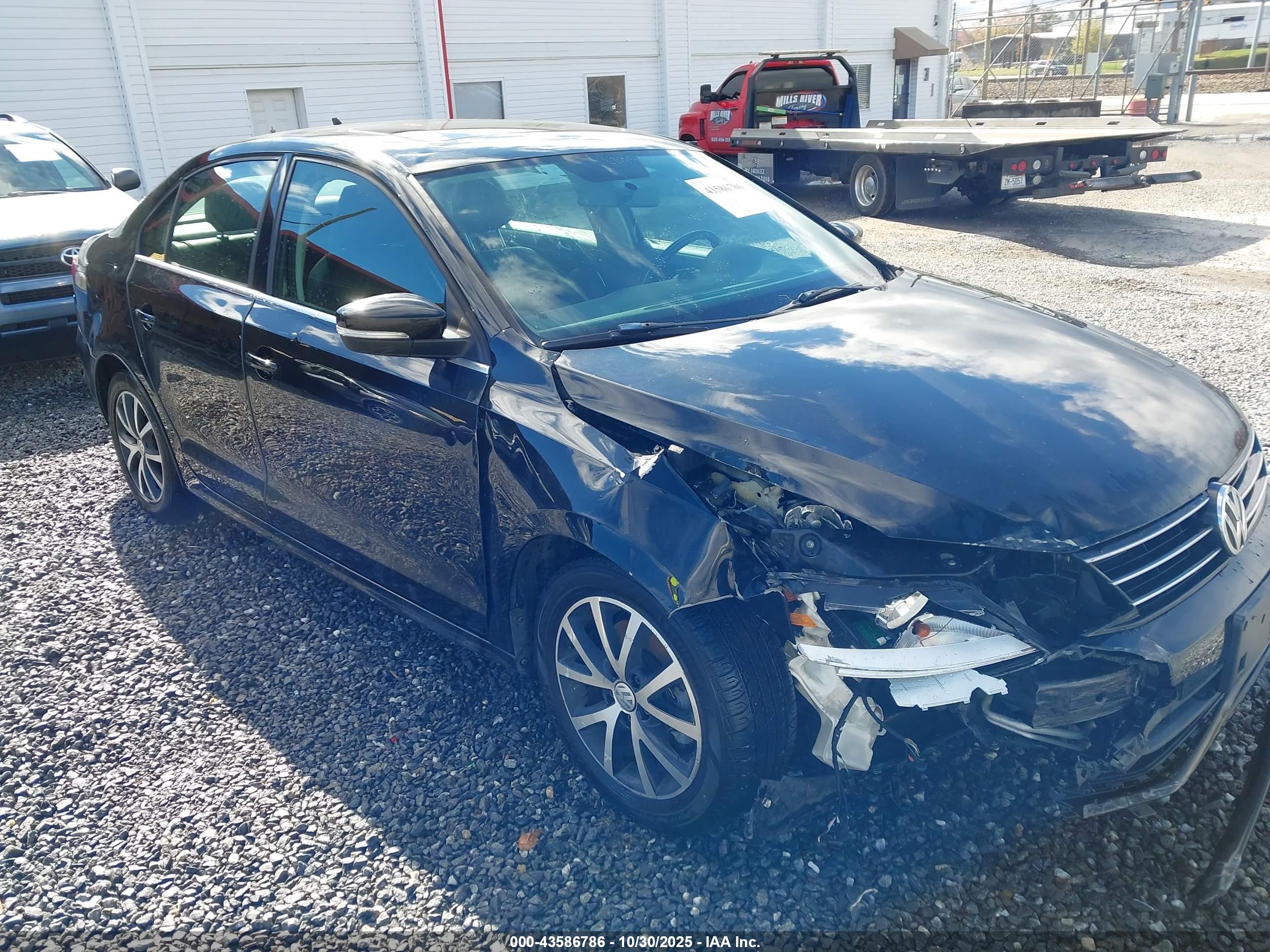 VOLKSWAGEN JETTA image 6