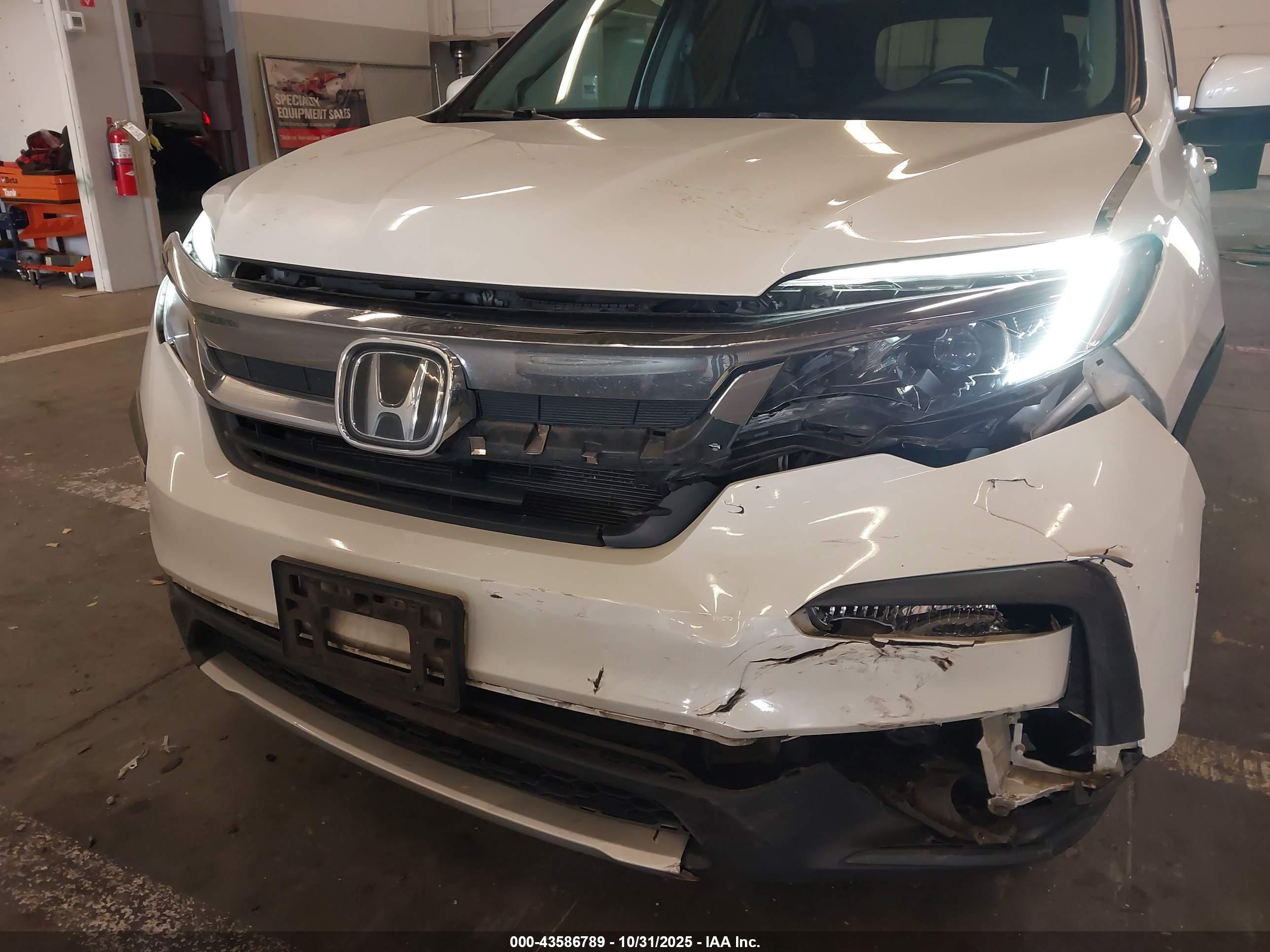 HONDA PILOT image 6