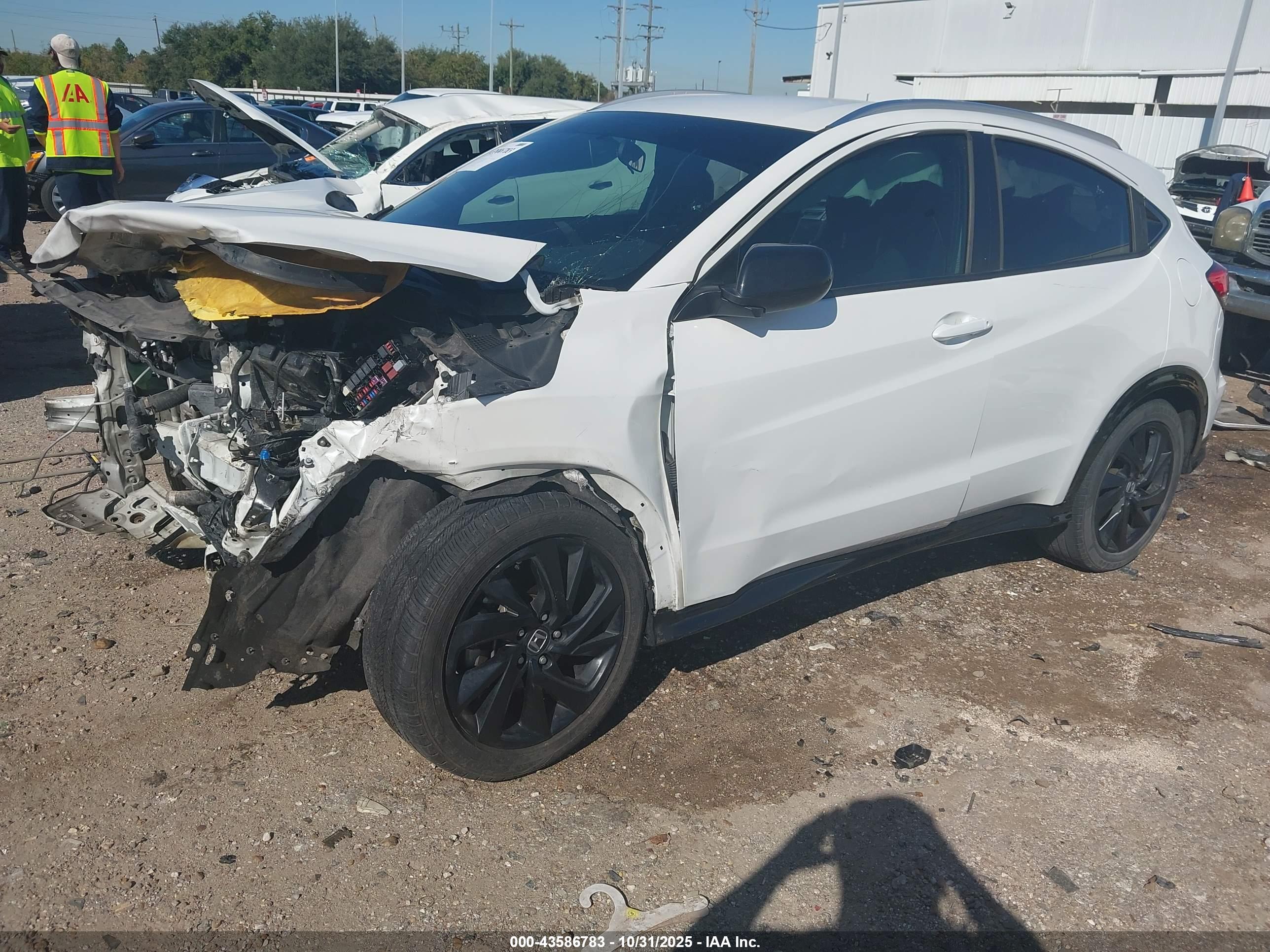 HONDA HR-V image 2
