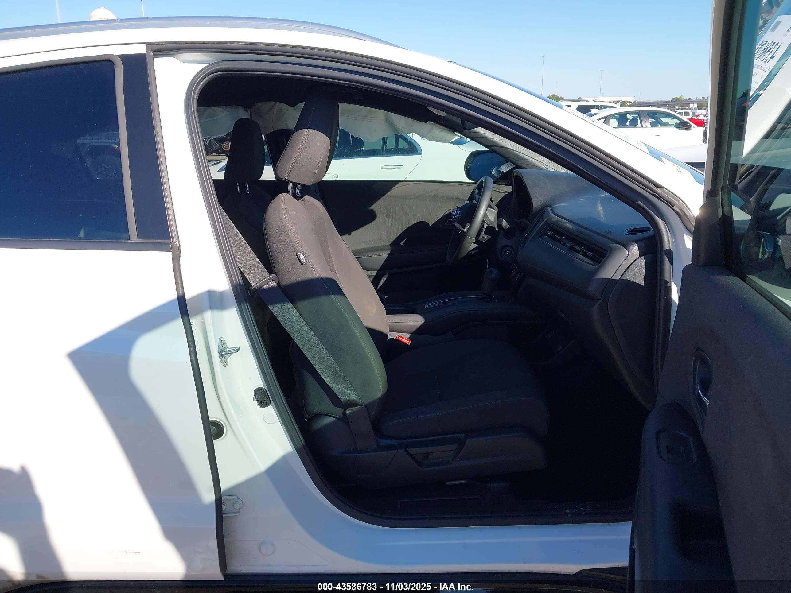 HONDA HR-V image 5